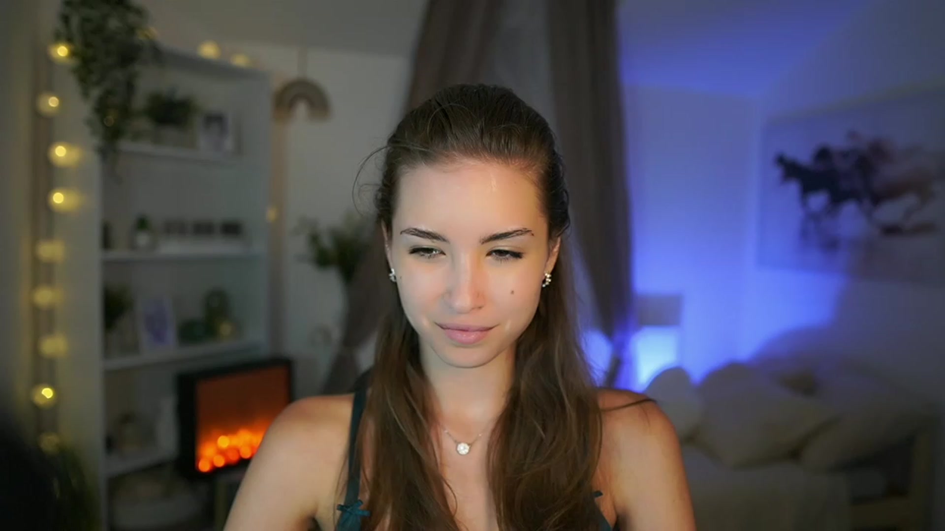 Gallery image thumbnail from Shy_jane's myfreecams stream on, 08/14/2023, 11:24 image 13 of 20