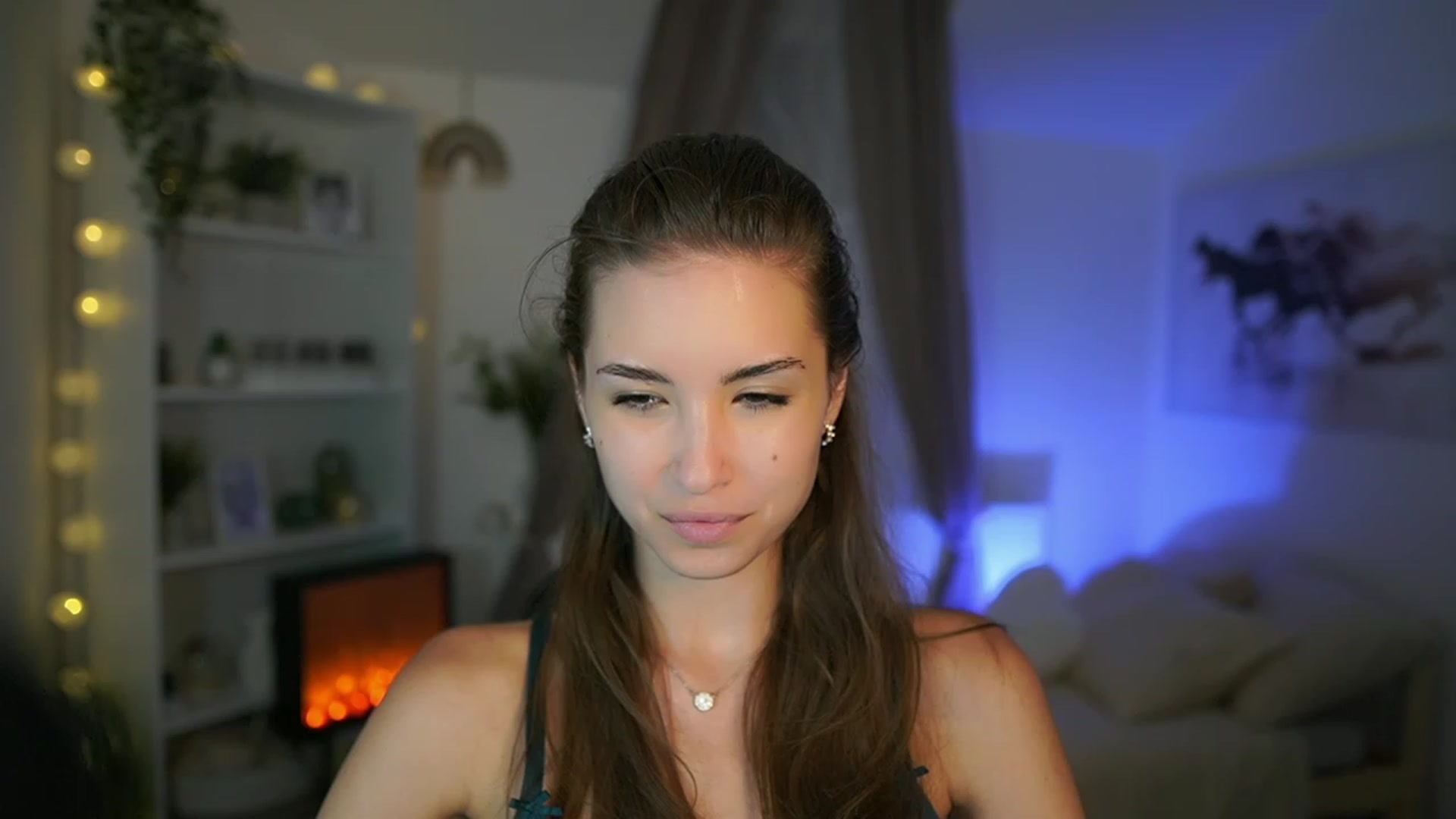 Gallery image thumbnail from Shy_jane's myfreecams stream on, 08/14/2023, 11:24 image 14 of 20