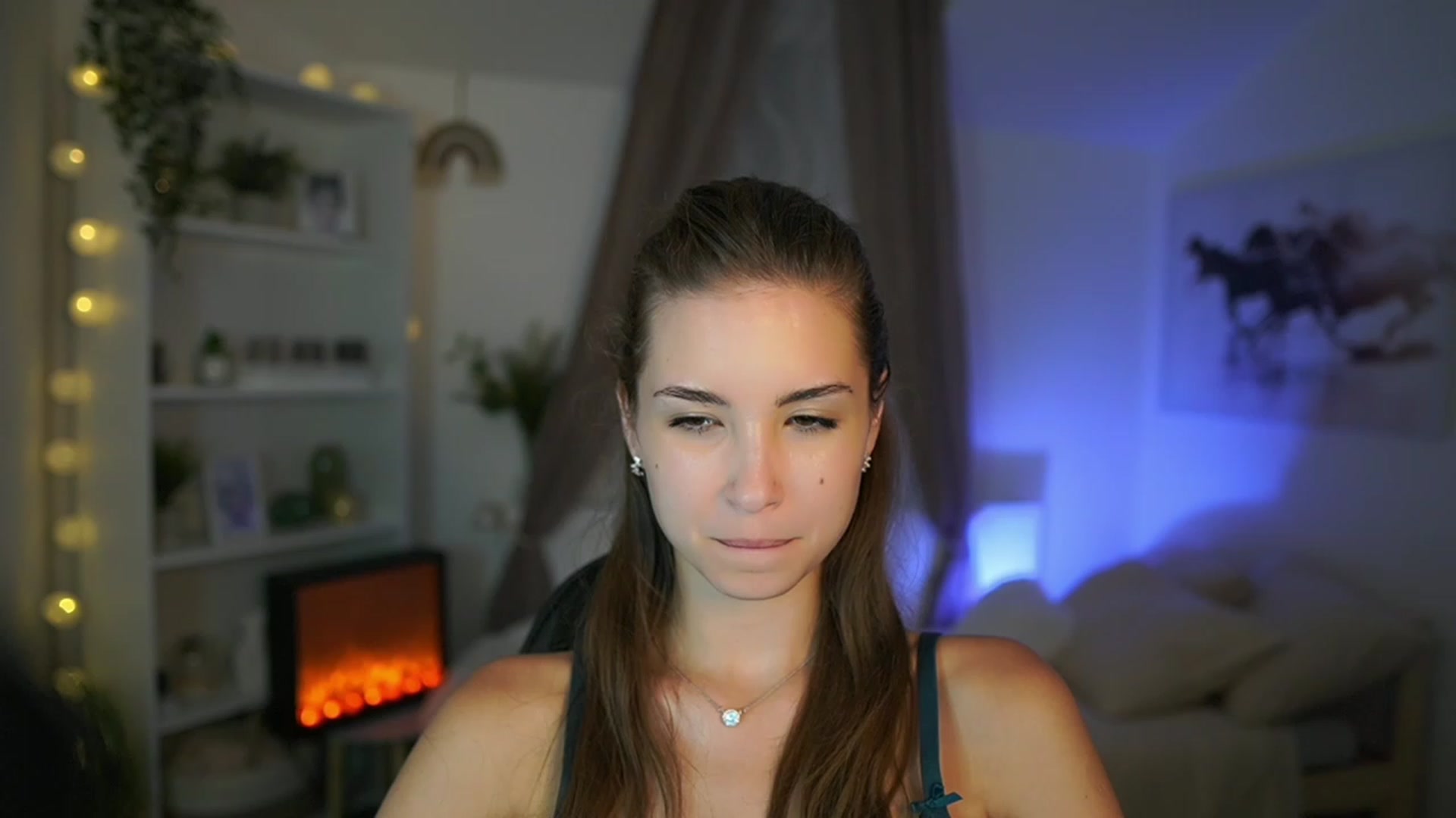 Gallery image thumbnail from Shy_jane's myfreecams stream on, 08/14/2023, 14:56 image 16 of 20