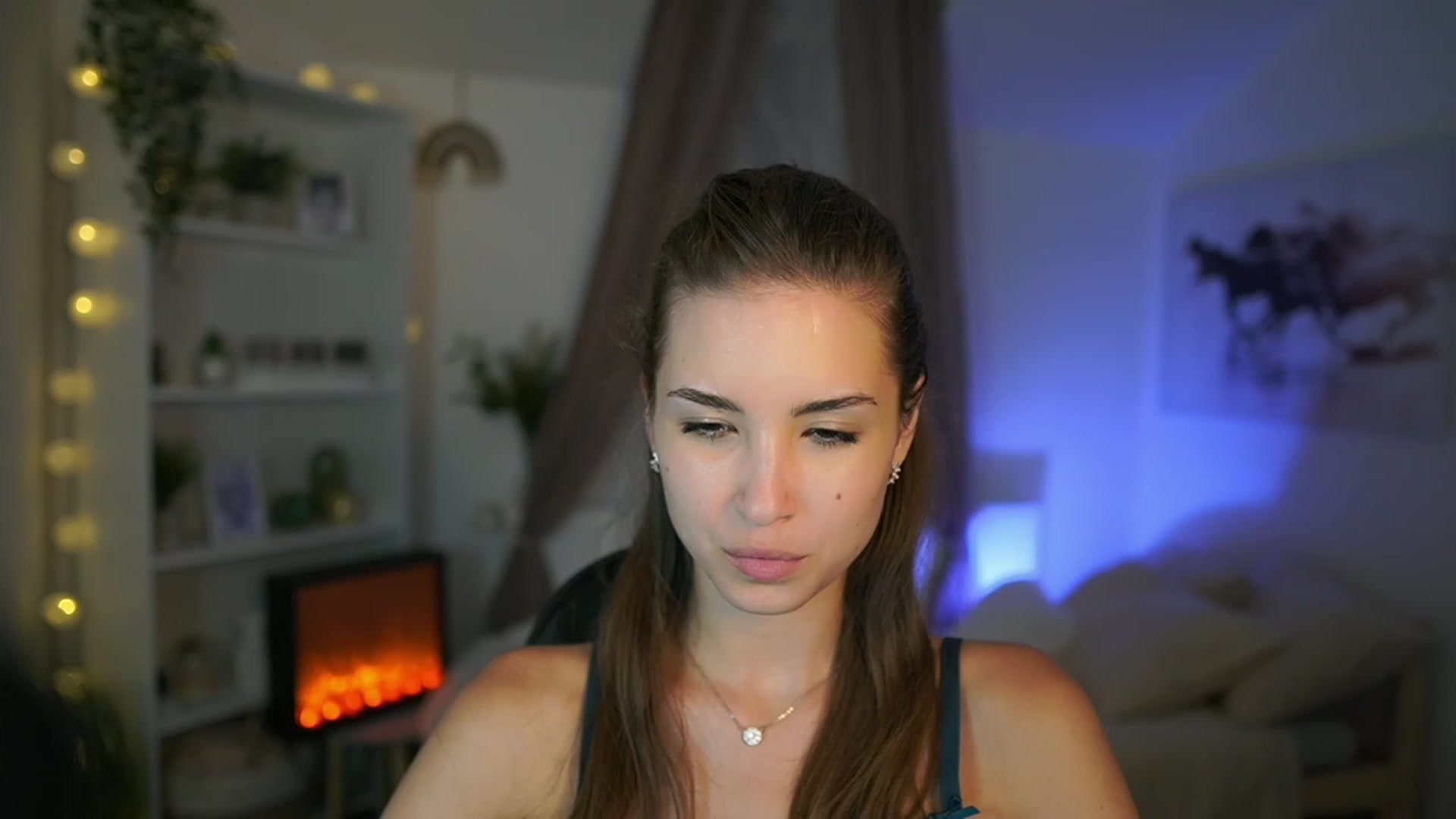 Gallery image thumbnail from Shy_jane's myfreecams stream on, 08/14/2023, 14:56 image 14 of 20