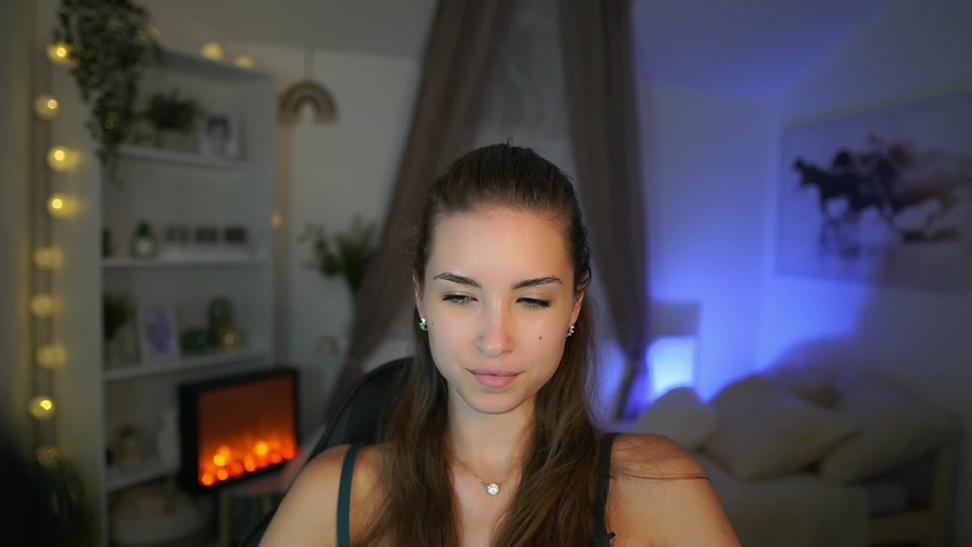 Gallery image thumbnail from Shy_jane's myfreecams stream on, 08/14/2023, 14:56 image 18 of 20