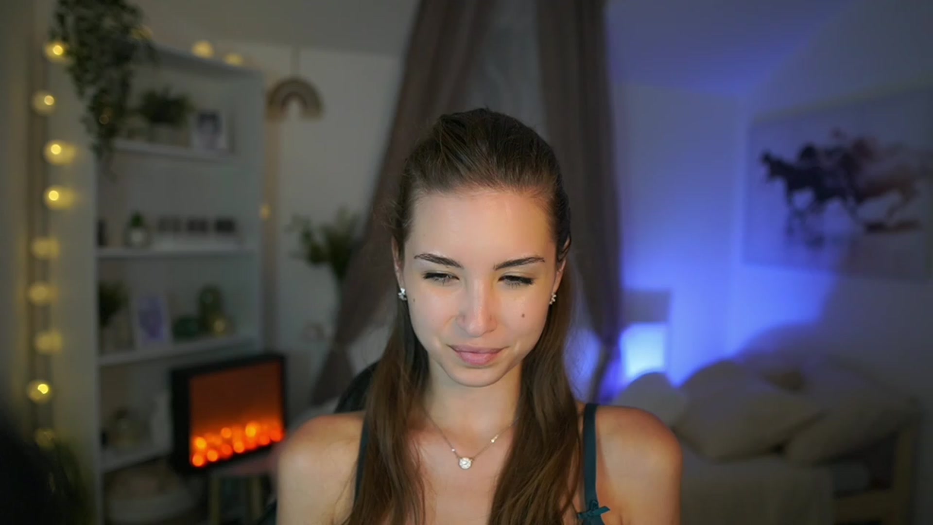 Gallery image thumbnail from Shy_jane's myfreecams stream on, 08/14/2023, 14:56 image 13 of 20