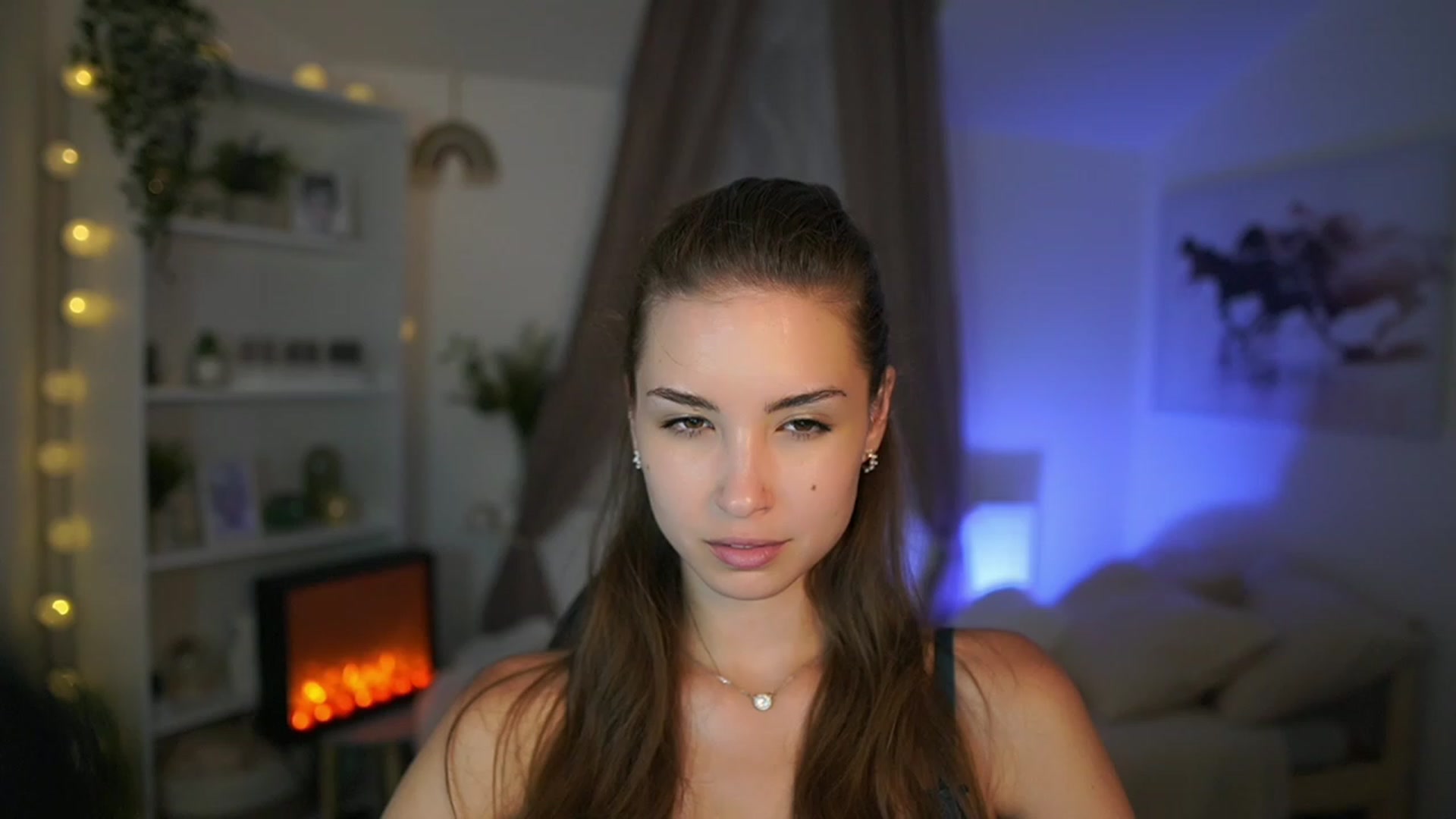 Gallery image thumbnail from Shy_jane's myfreecams stream on, 08/14/2023, 16:47 image 16 of 20
