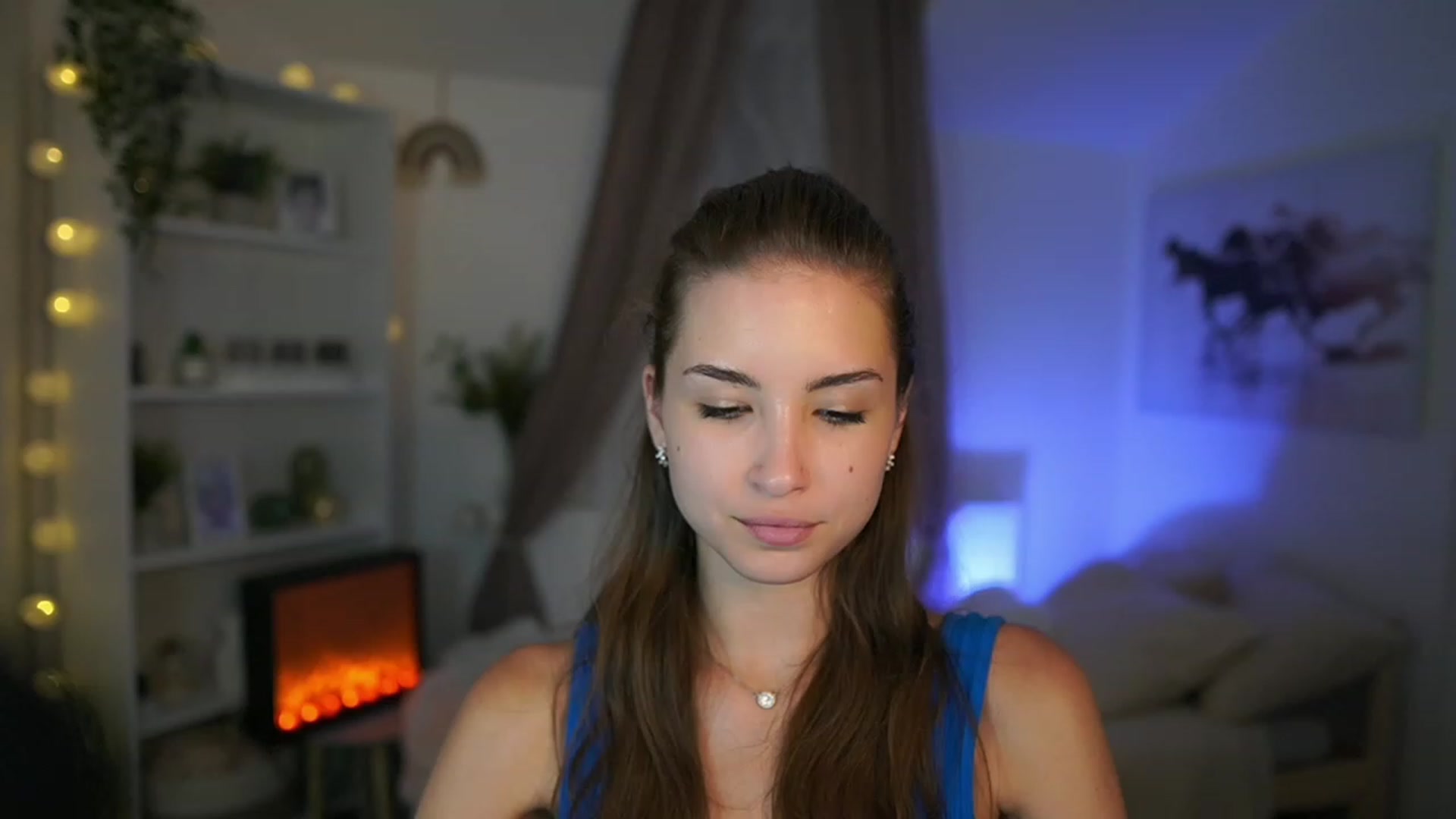 Gallery image thumbnail from Shy_jane's myfreecams stream on, 08/14/2023, 17:23 image 16 of 20