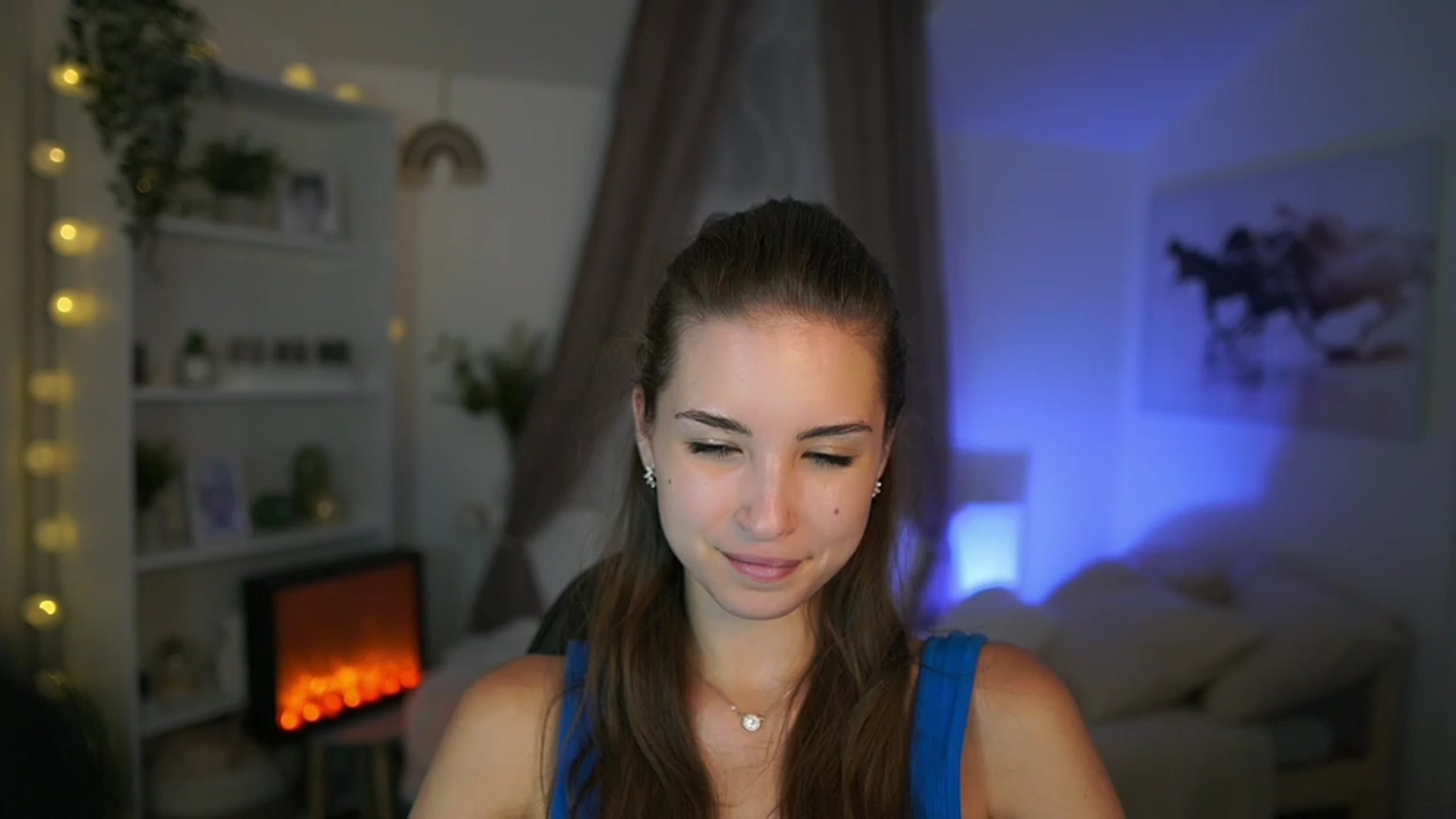 Gallery image thumbnail from Shy_jane's myfreecams stream on, 08/14/2023, 17:23 image 15 of 20