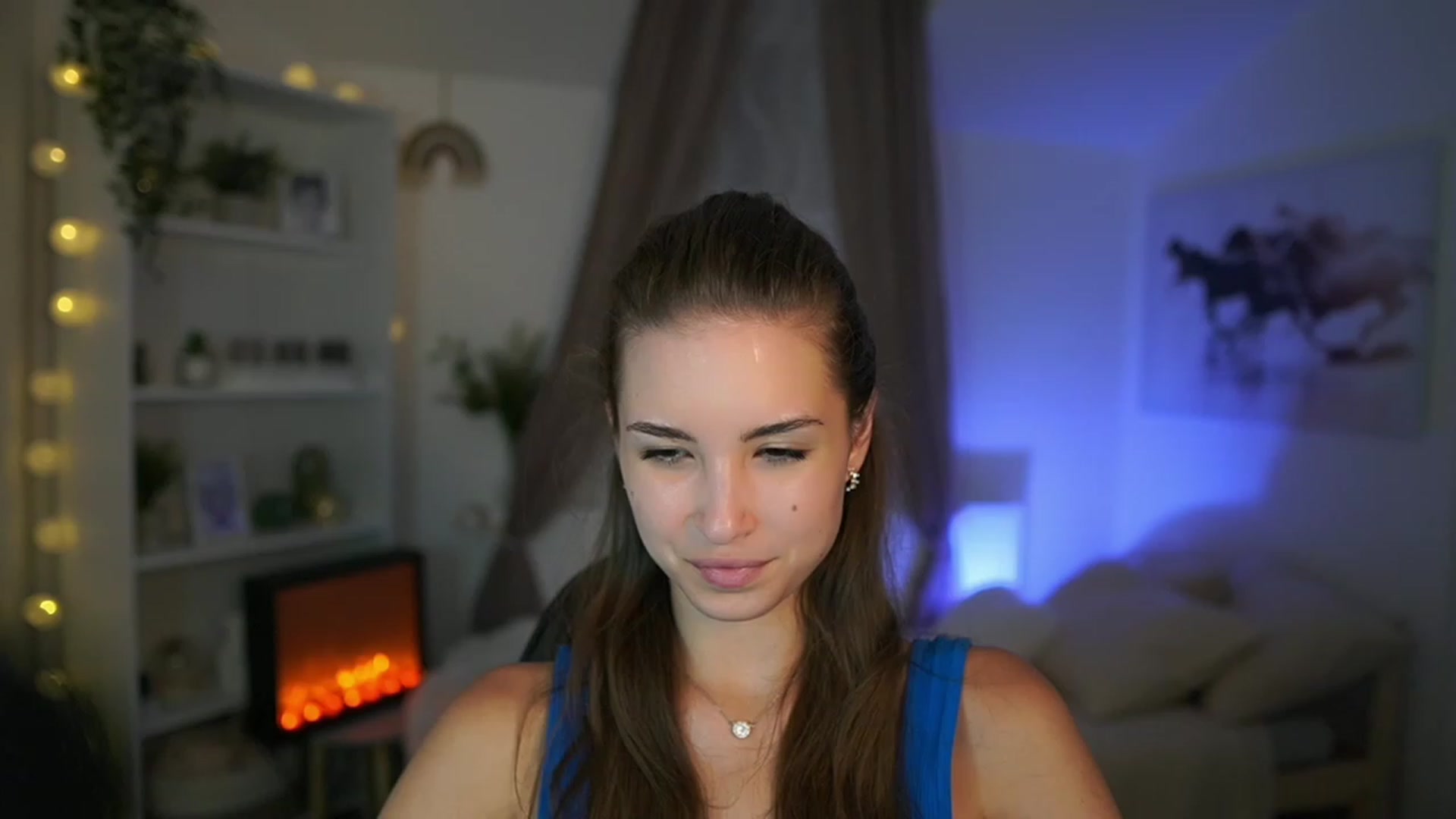 Gallery image thumbnail from Shy_jane's myfreecams stream on, 08/14/2023, 17:23 image 4 of 20