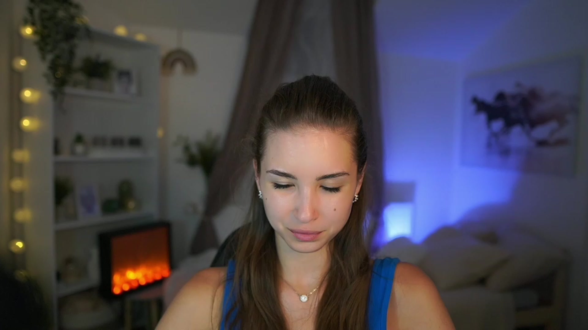 Gallery image thumbnail from Shy_jane's myfreecams stream on, 08/14/2023, 17:23 image 6 of 20