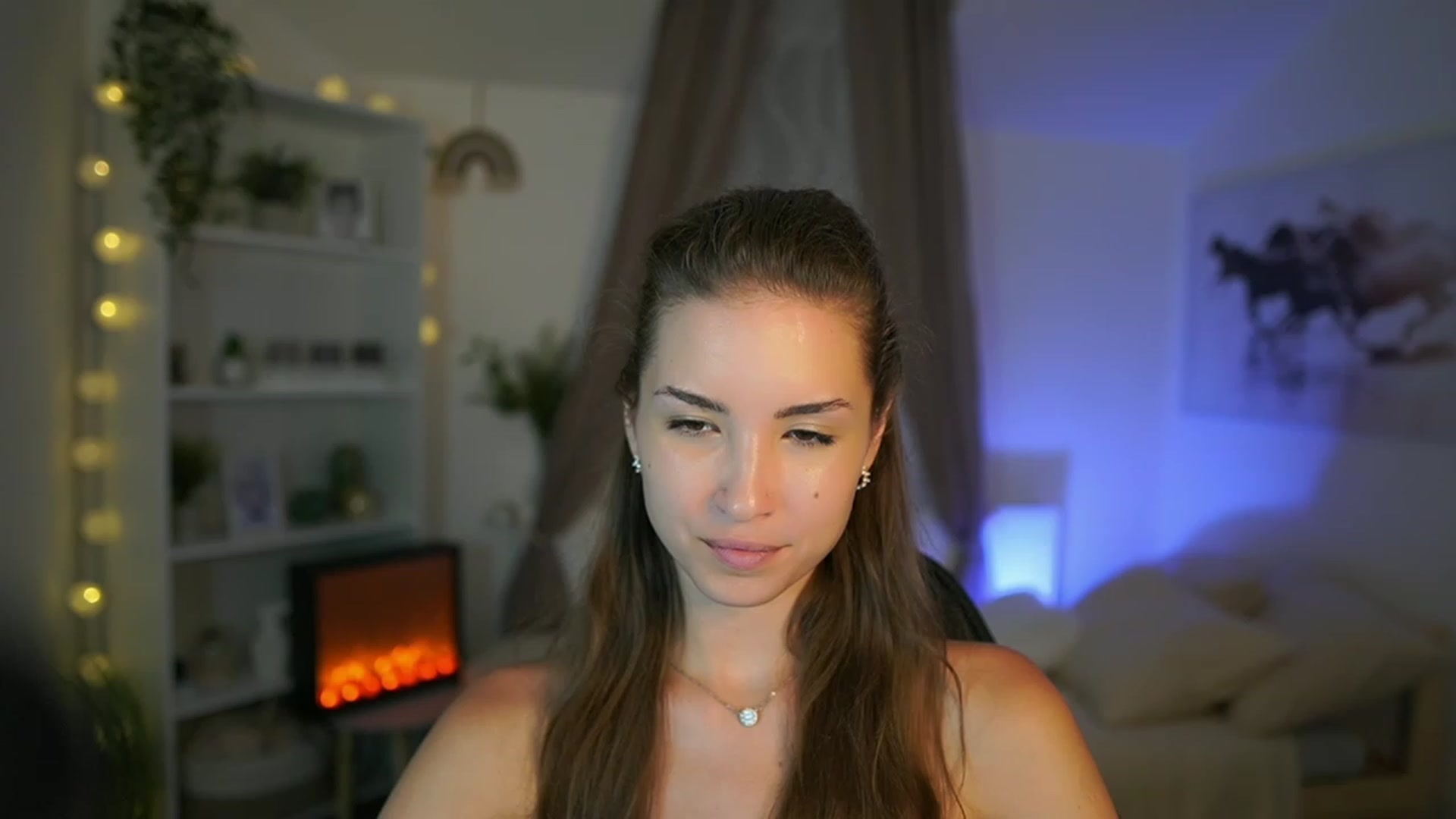 Gallery image thumbnail from Shy_jane's myfreecams stream on, 08/18/2023, 11:23 image 16 of 20