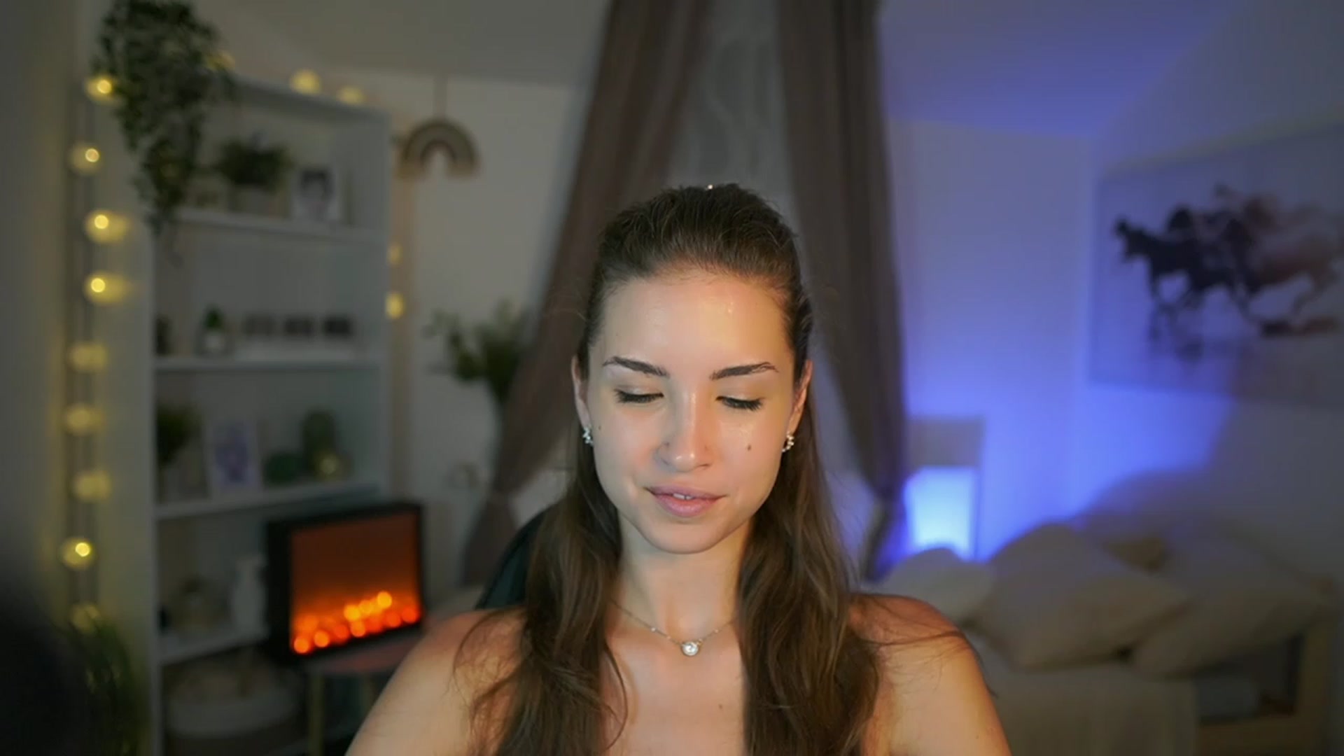 Gallery image thumbnail from Shy_jane's myfreecams stream on, 08/18/2023, 11:23 image 10 of 20