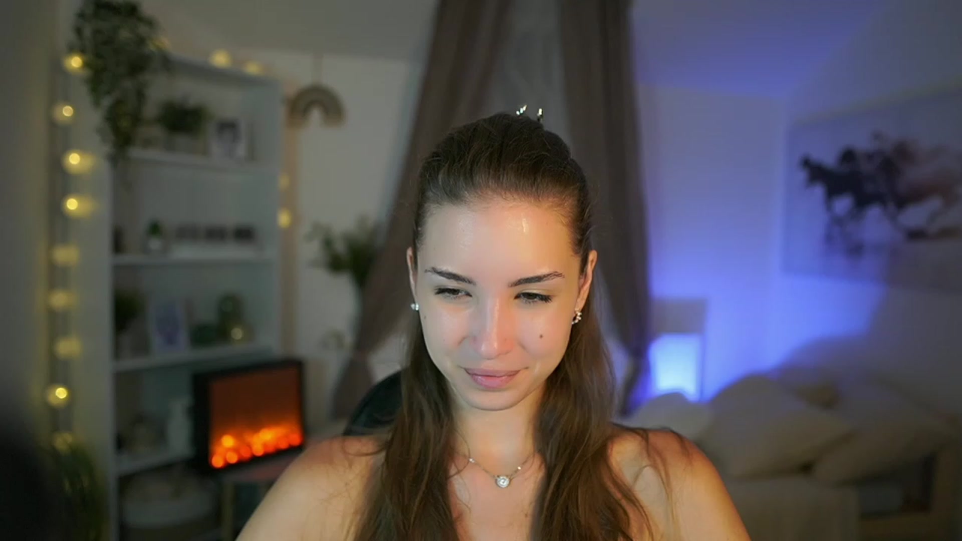 Gallery image thumbnail from Shy_jane's myfreecams stream on, 08/18/2023, 13:45 image 17 of 20