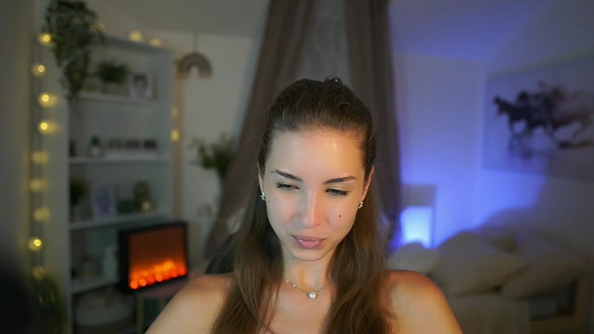 Gallery image thumbnail from Shy_jane's myfreecams stream on, 08/18/2023, 13:45 image 2 of 20