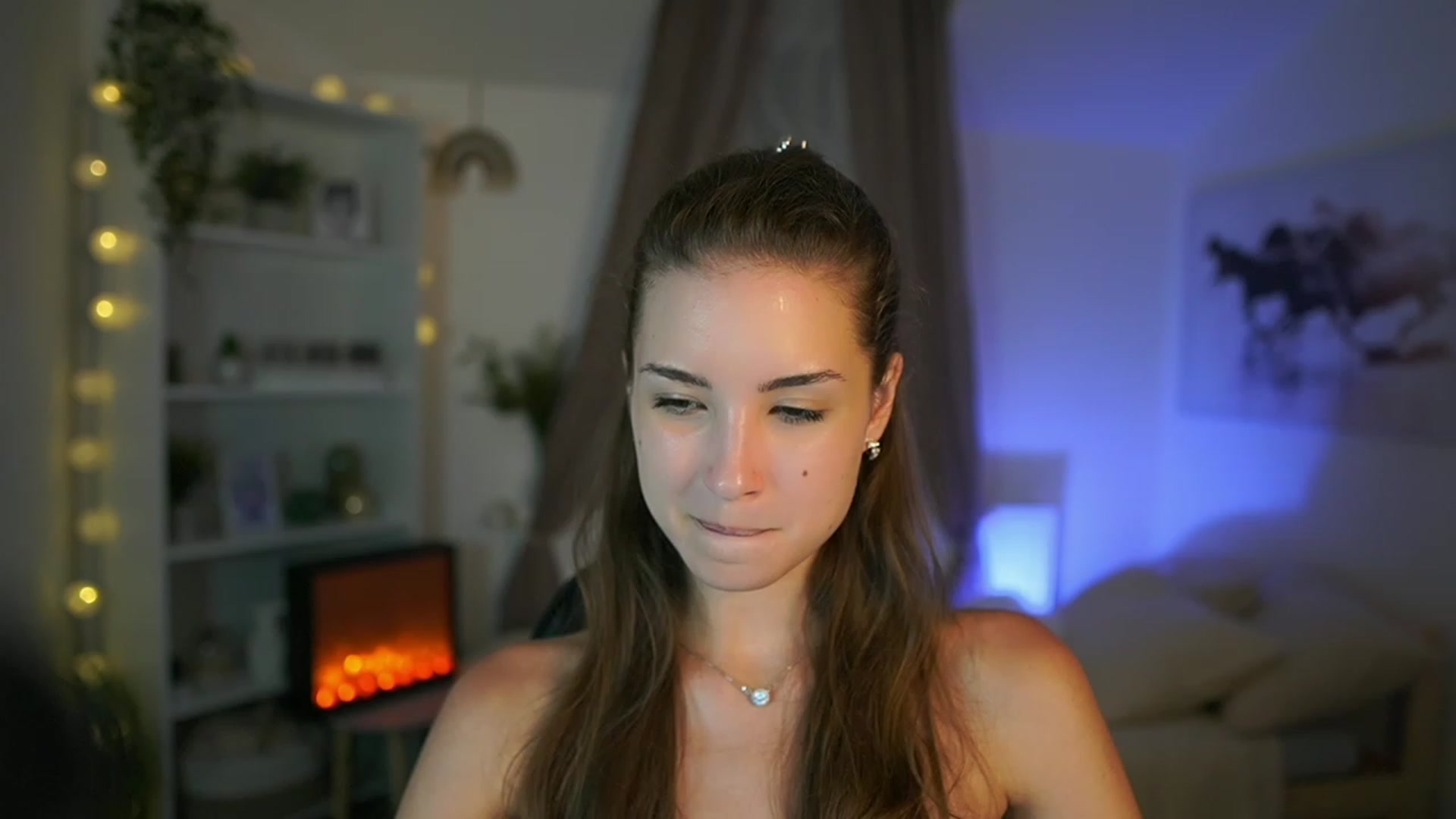 Gallery image thumbnail from Shy_jane's myfreecams stream on, 08/18/2023, 16:03 image 3 of 20