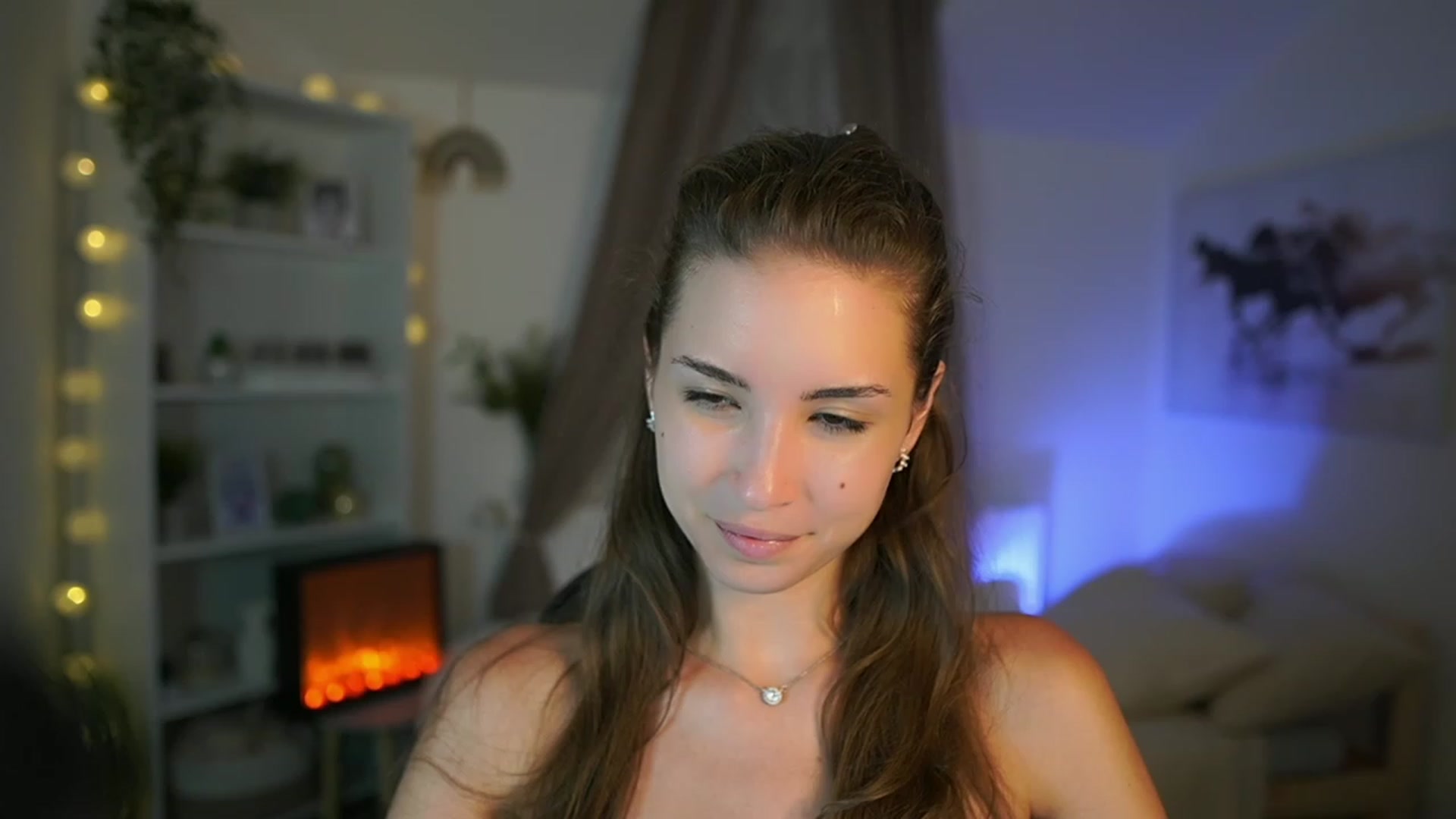 Gallery image thumbnail from Shy_jane's myfreecams stream on, 08/18/2023, 17:58 image 9 of 20