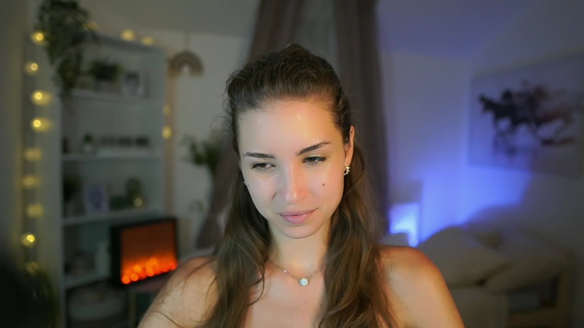 Gallery image thumbnail from Shy_jane's myfreecams stream on, 08/18/2023, 17:58 image 6 of 20