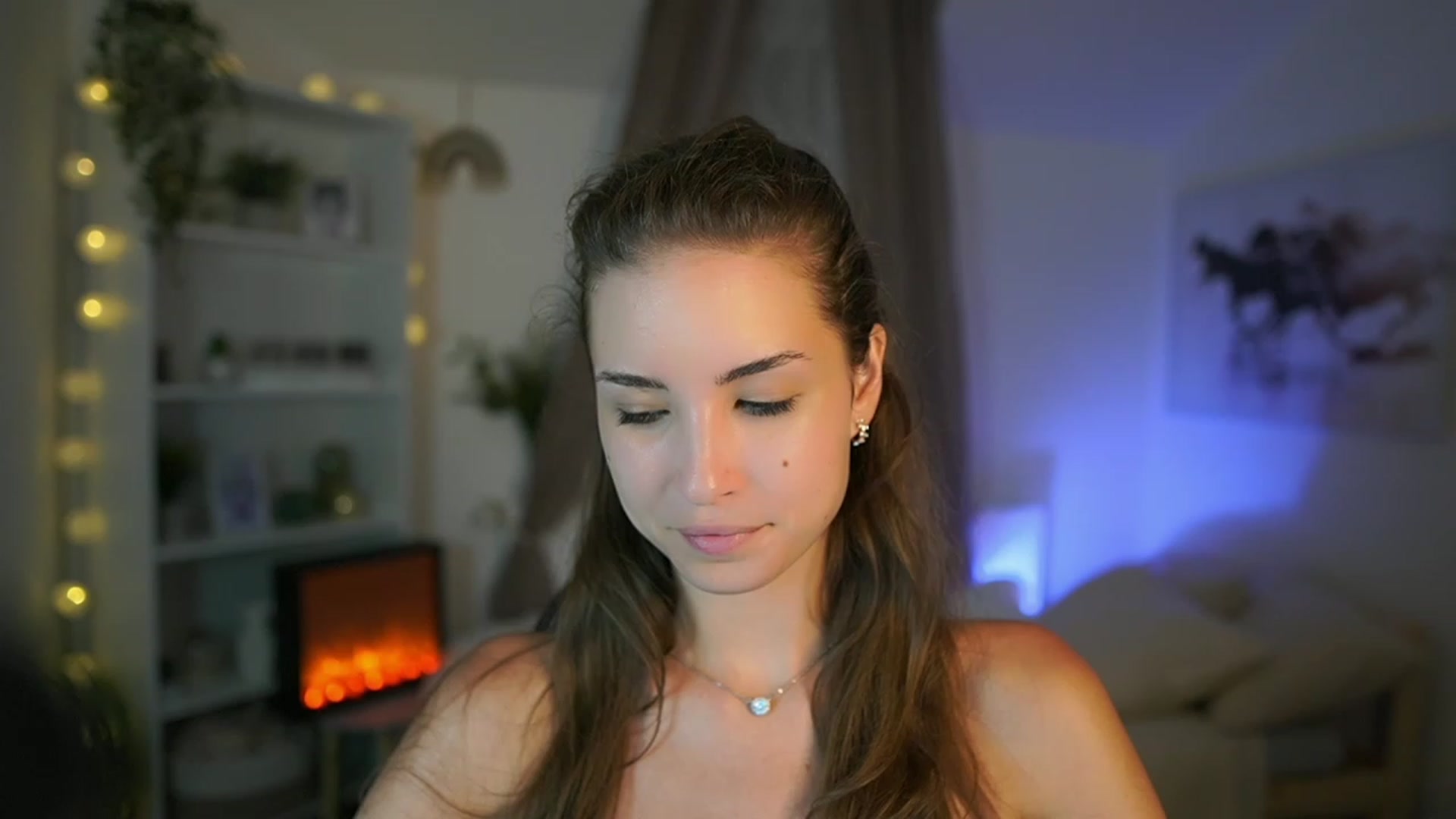 Gallery image thumbnail from Shy_jane's myfreecams stream on, 08/18/2023, 17:58 image 10 of 20