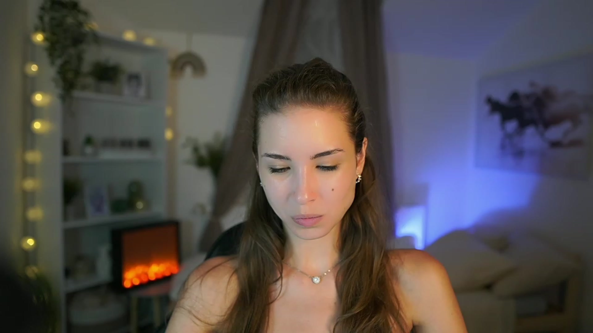 Gallery image thumbnail from Shy_jane's myfreecams stream on, 08/18/2023, 17:58 image 12 of 20