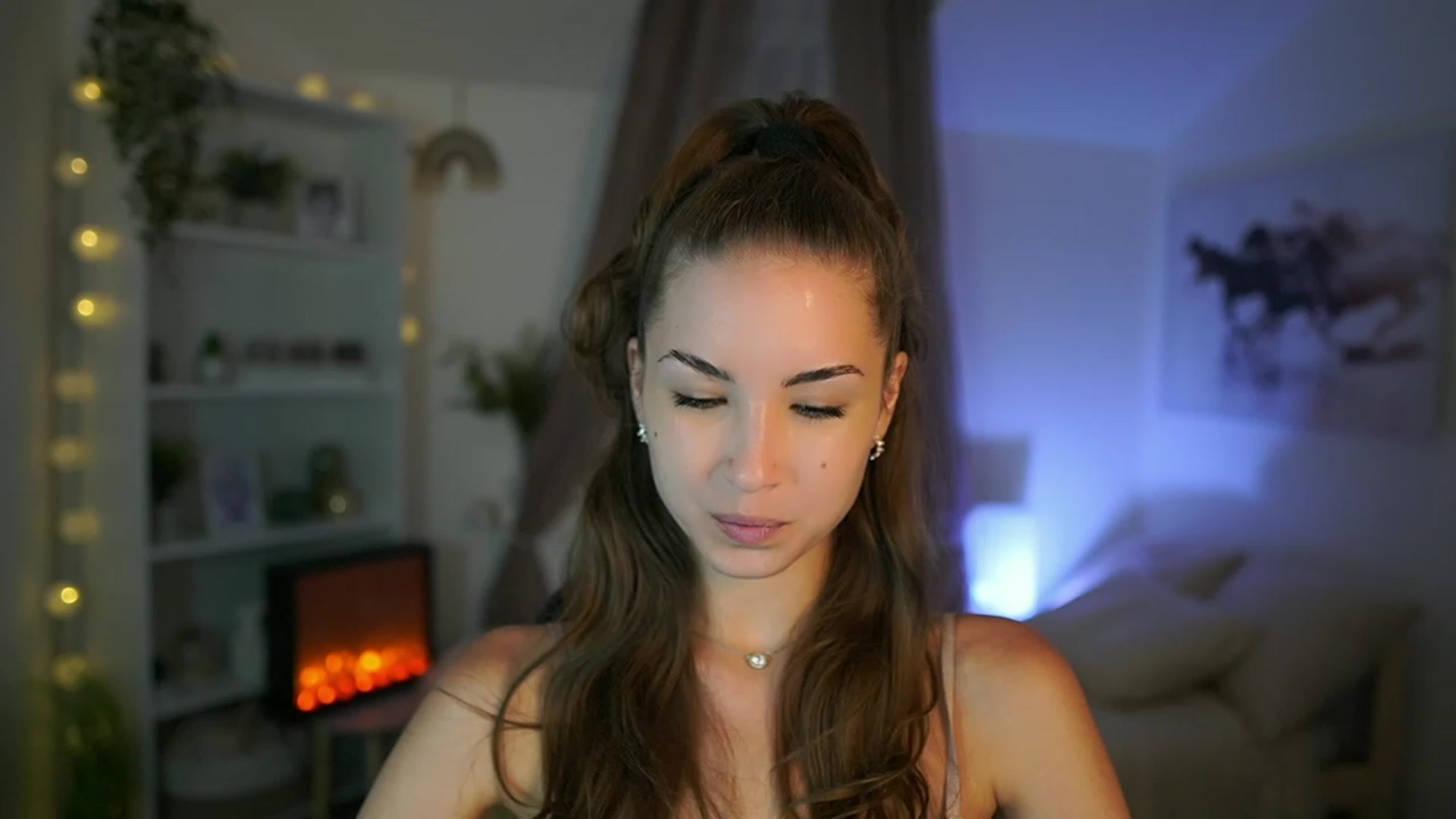 Gallery image thumbnail from Shy_jane's myfreecams stream on, 08/19/2023, 09:55 image 9 of 20