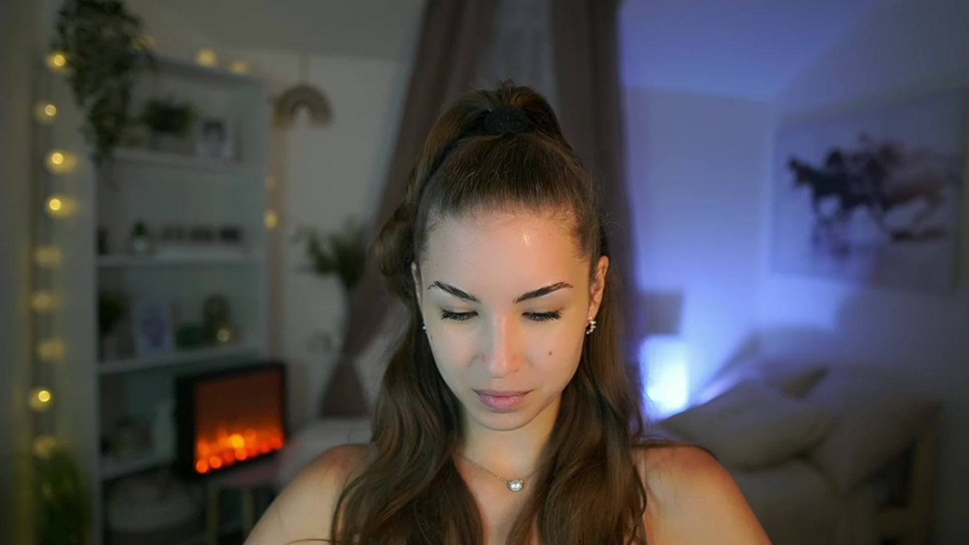 Gallery image thumbnail from Shy_jane's myfreecams stream on, 08/19/2023, 09:55 image 1 of 20
