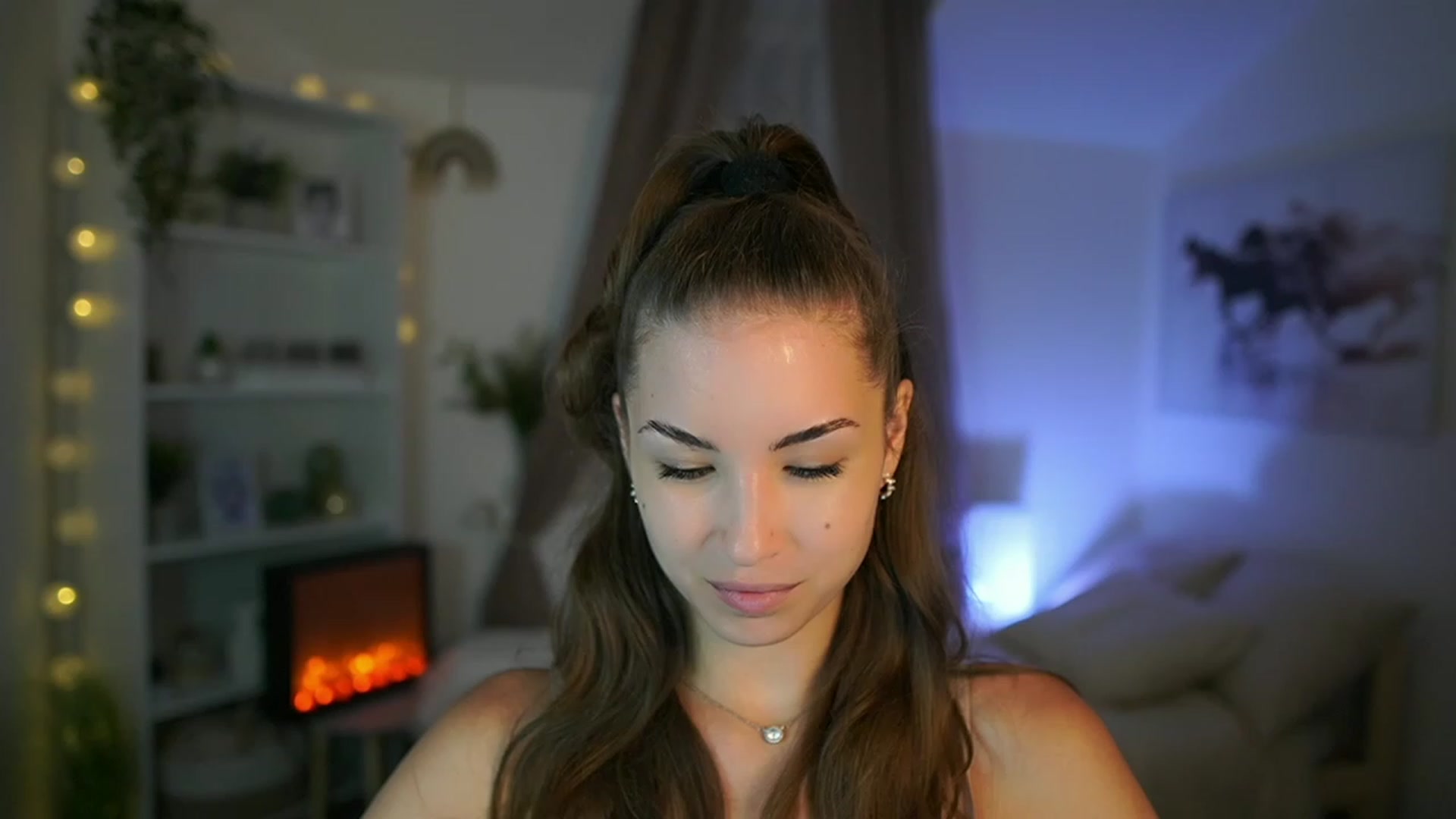 Gallery image thumbnail from Shy_jane's myfreecams stream on, 08/19/2023, 09:55 image 4 of 20