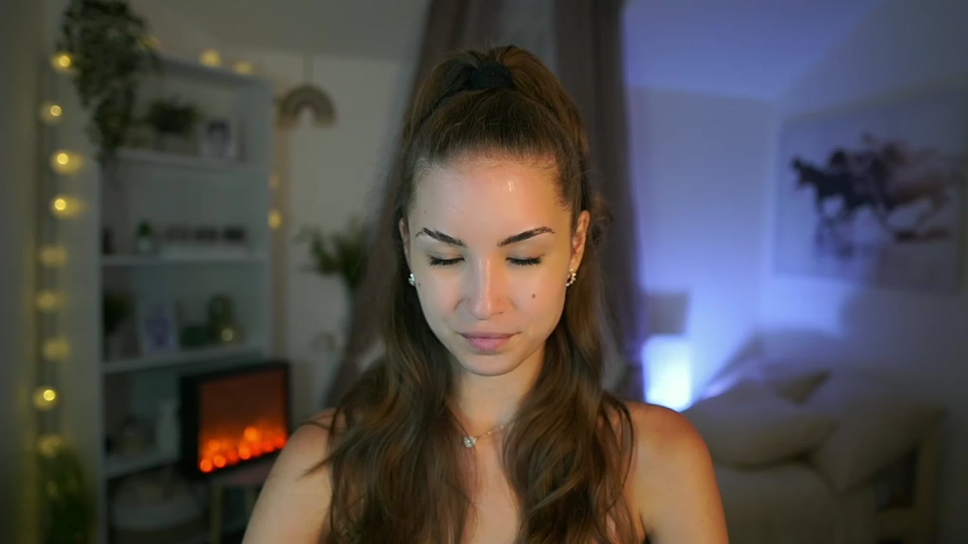 Gallery image thumbnail from Shy_jane's myfreecams stream on, 08/19/2023, 13:24 image 9 of 20