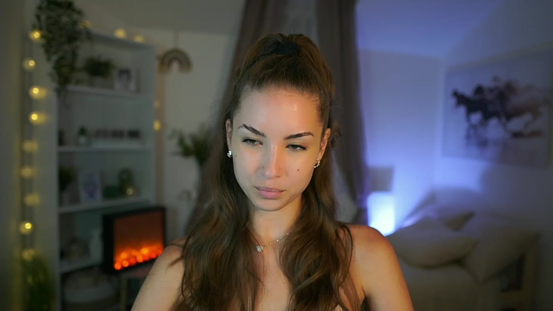 Gallery image thumbnail from Shy_jane's myfreecams stream on, 08/19/2023, 13:24 image 8 of 20