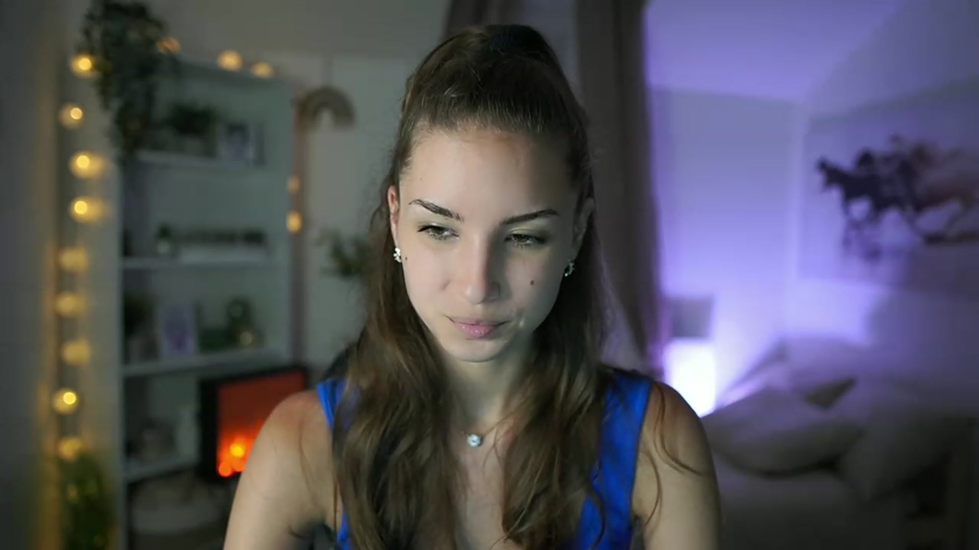 Gallery image thumbnail from Shy_jane's myfreecams stream on, 08/19/2023, 17:32 image 14 of 20