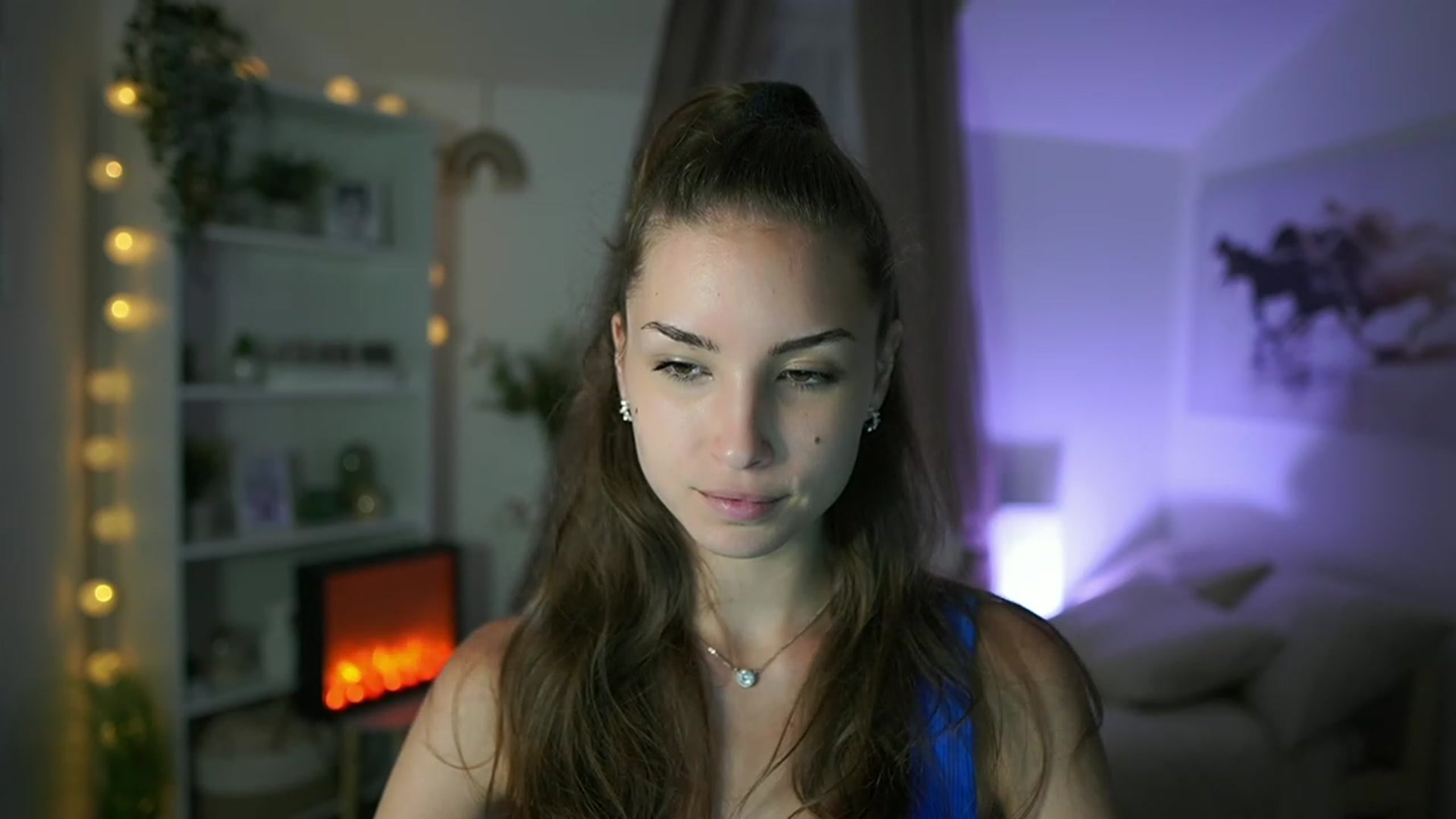Gallery image thumbnail from Shy_jane's myfreecams stream on, 08/19/2023, 17:32 image 11 of 20