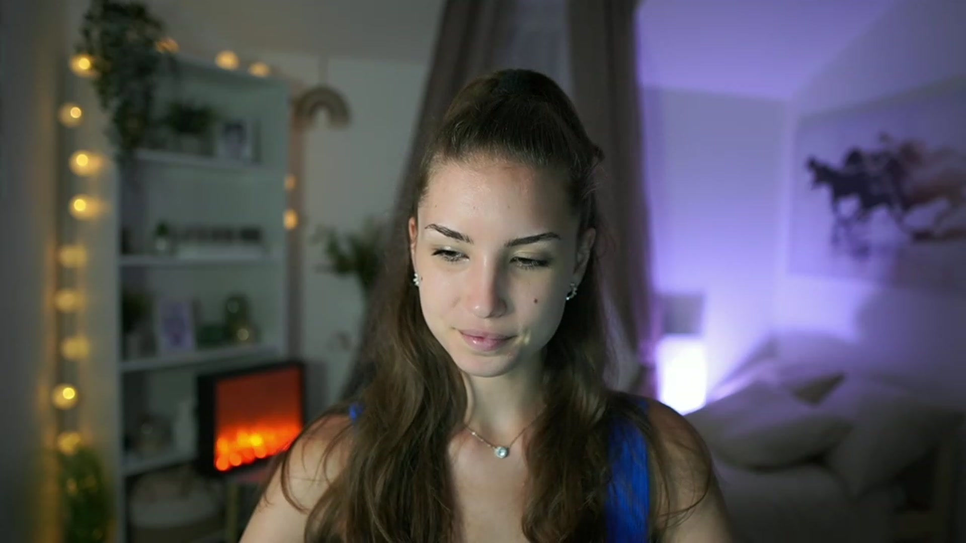 Gallery image thumbnail from Shy_jane's myfreecams stream on, 08/19/2023, 17:32 image 8 of 20