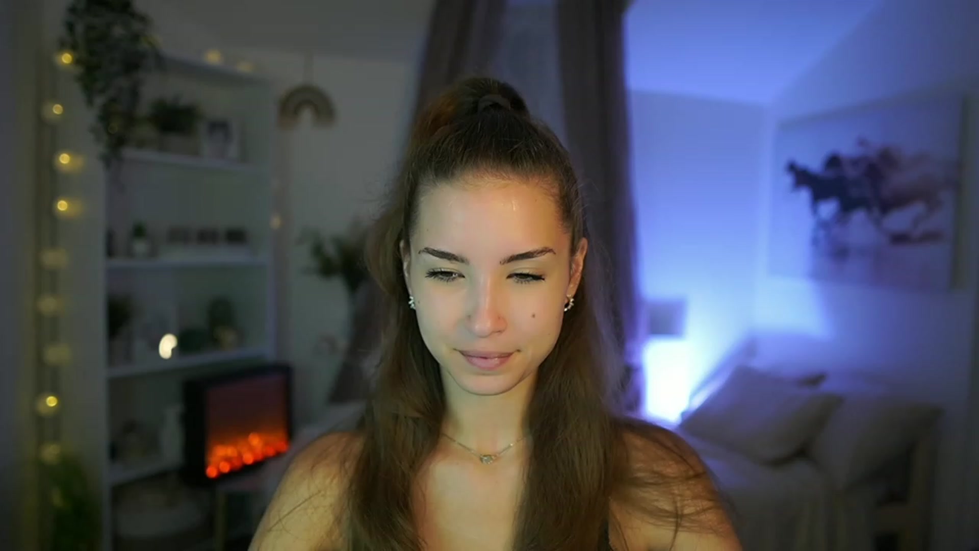 Gallery image thumbnail from Shy_jane's myfreecams stream on, 08/23/2023, 09:29 image 12 of 20