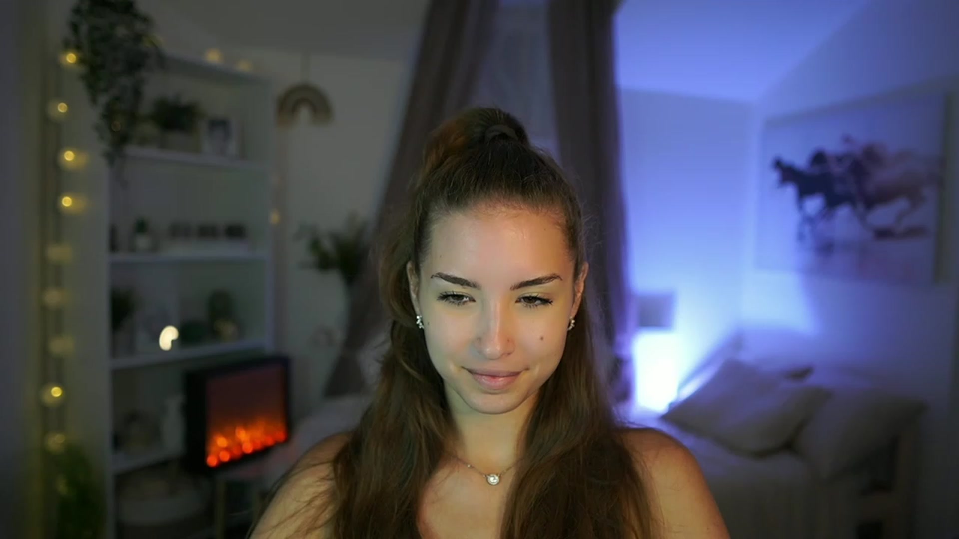 Gallery image thumbnail from Shy_jane's myfreecams stream on, 08/23/2023, 11:14 image 17 of 20