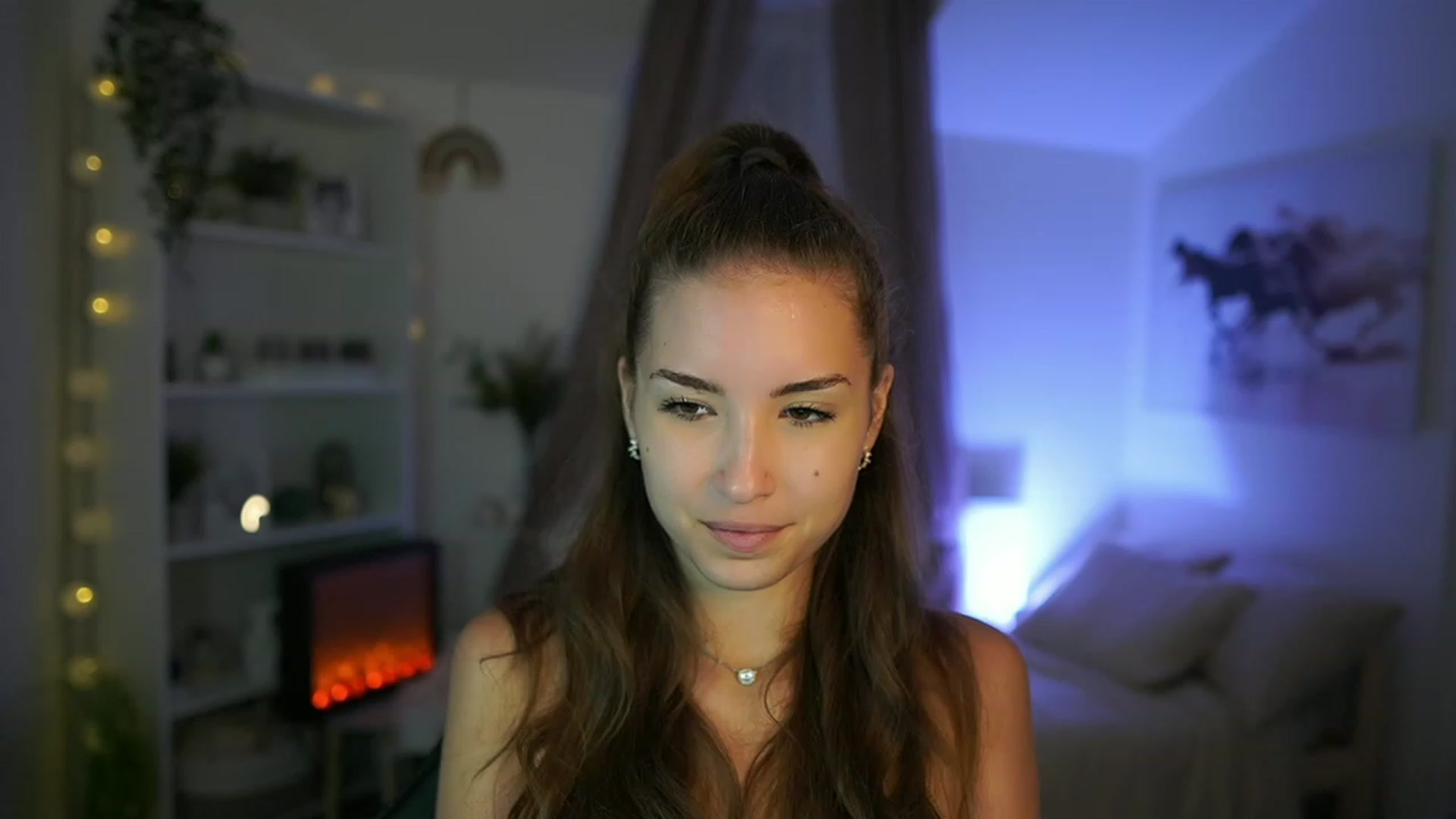 Gallery image thumbnail from Shy_jane's myfreecams stream on, 08/23/2023, 11:14 image 2 of 20