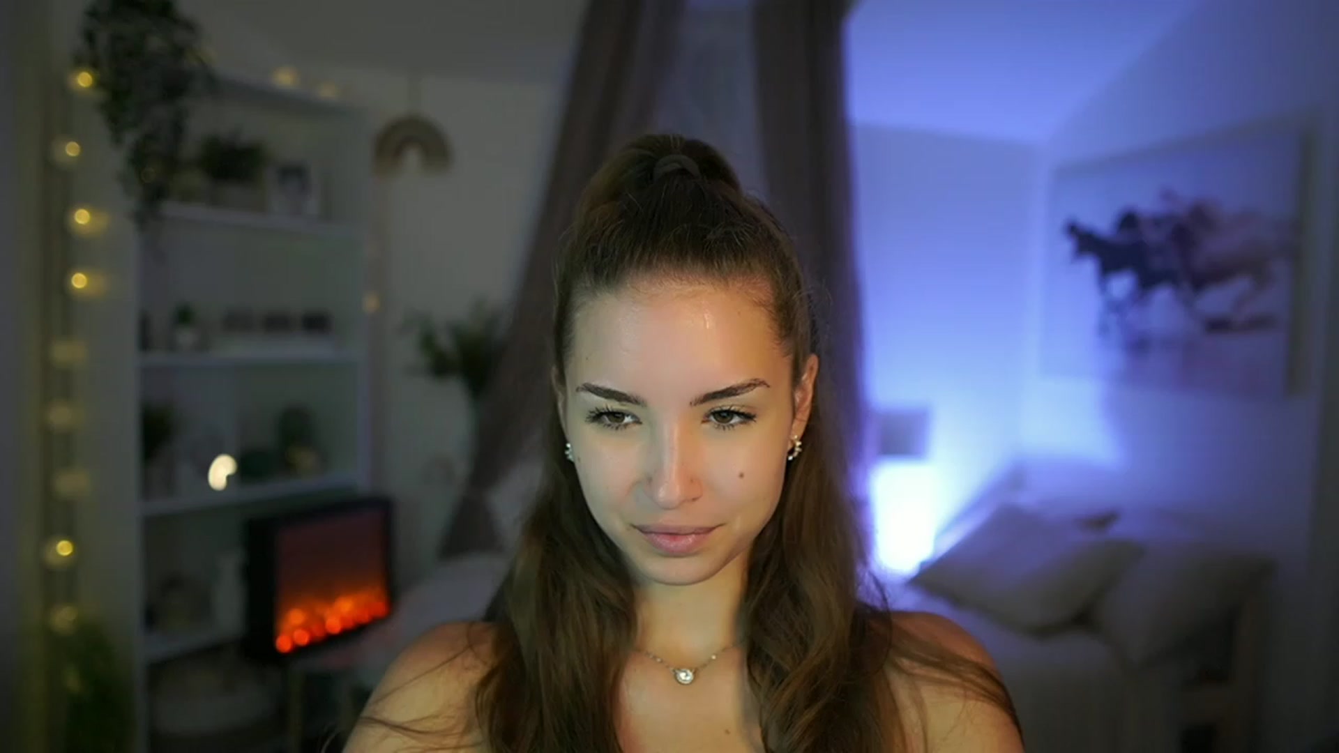 Gallery image thumbnail from Shy_jane's myfreecams stream on, 08/23/2023, 12:24 image 11 of 20