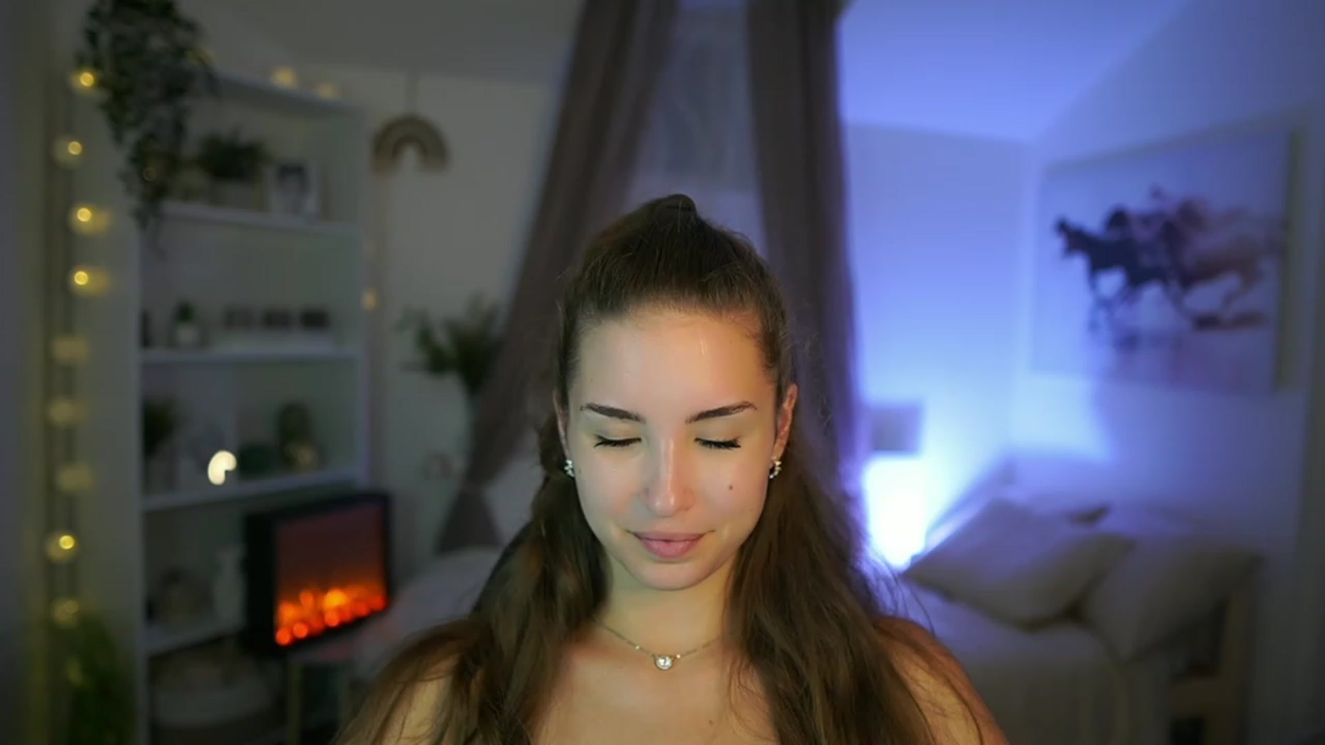 Gallery image thumbnail from Shy_jane's myfreecams stream on, 08/23/2023, 14:16 image 17 of 20