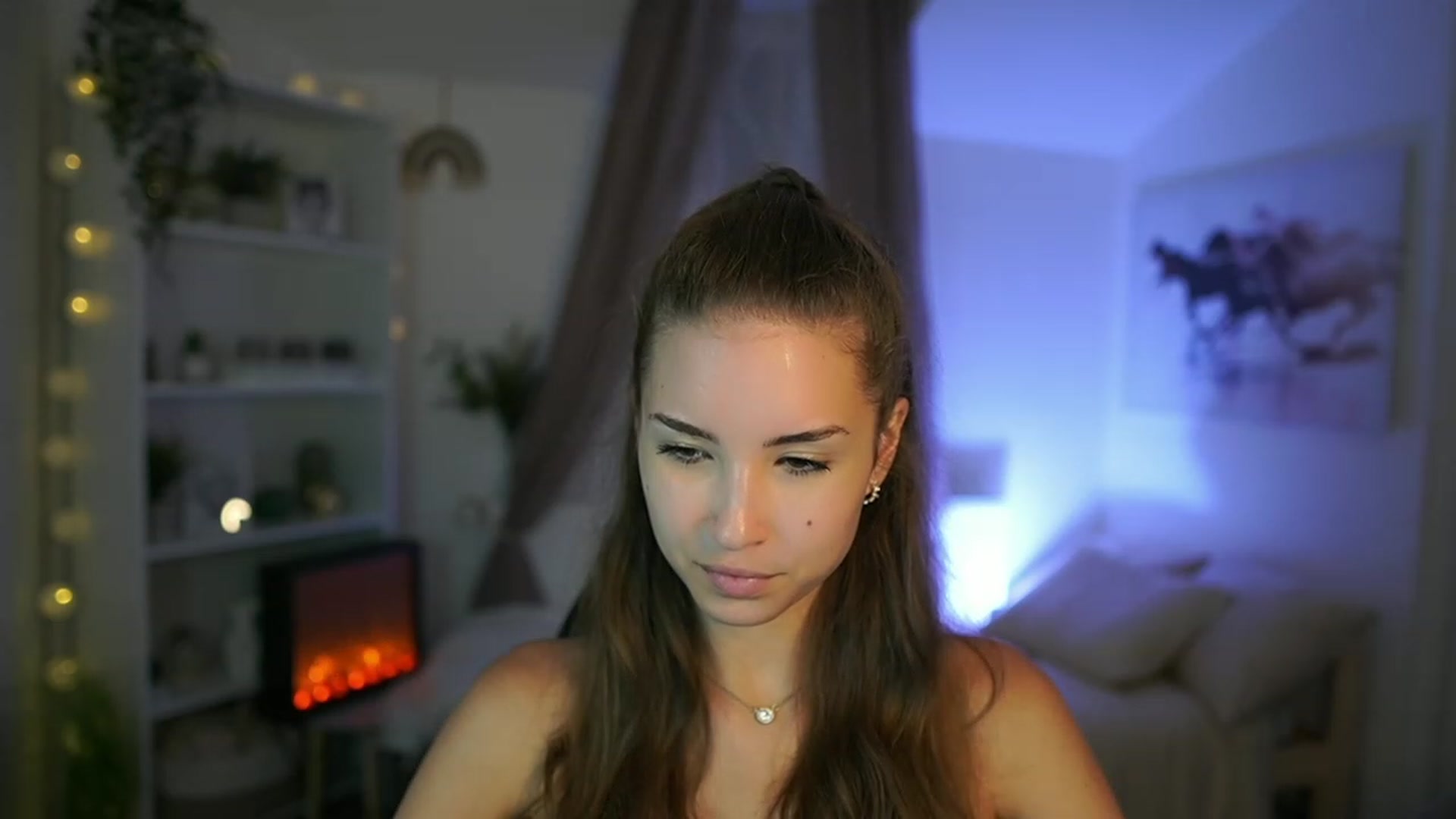 Gallery image thumbnail from Shy_jane's myfreecams stream on, 08/23/2023, 16:36 image 20 of 20
