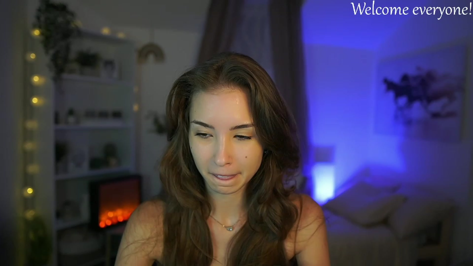 Gallery image thumbnail from Shy_jane's myfreecams stream on, 08/27/2023, 15:42 image 18 of 20