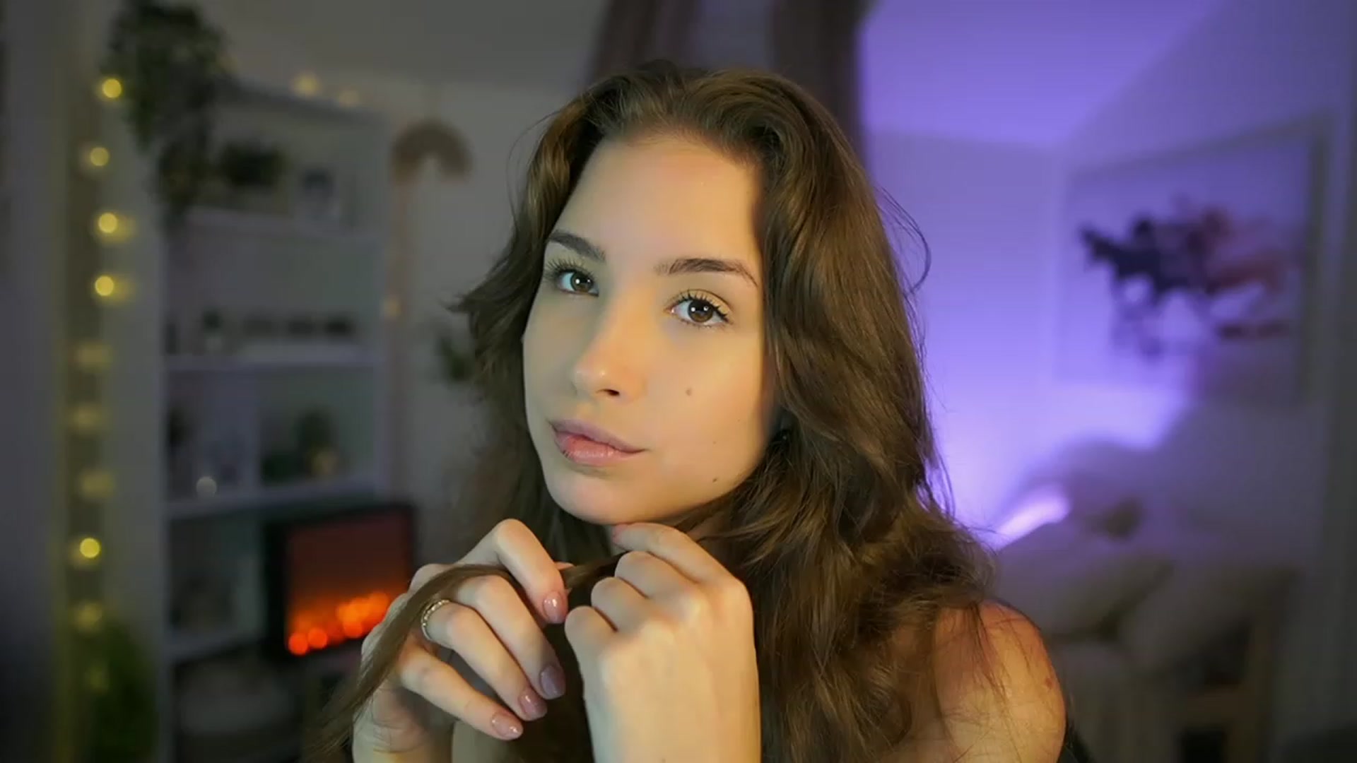 Gallery image thumbnail from Shy_jane's myfreecams stream on, 08/31/2023, 09:39 image 18 of 20