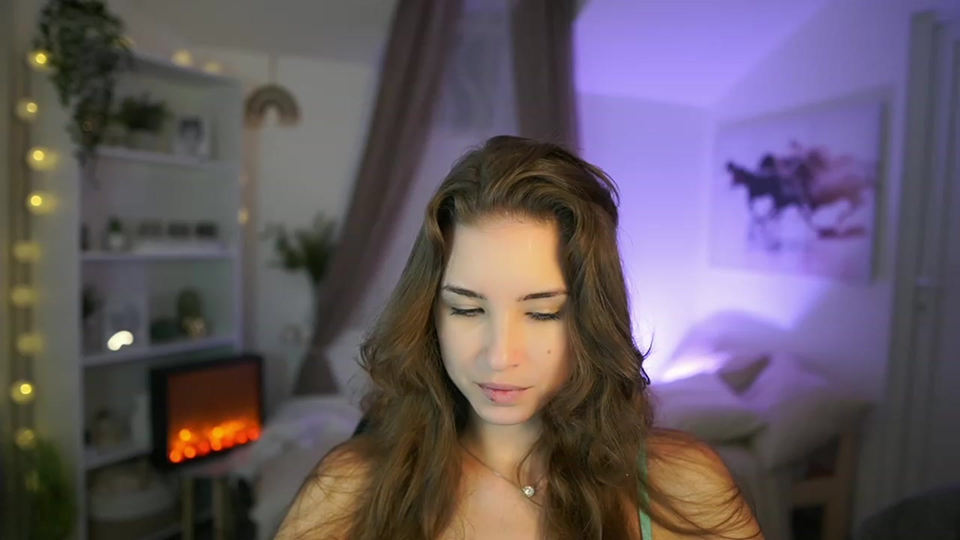 Gallery image thumbnail from Shy_jane's myfreecams stream on, 08/31/2023, 15:54 image 7 of 20