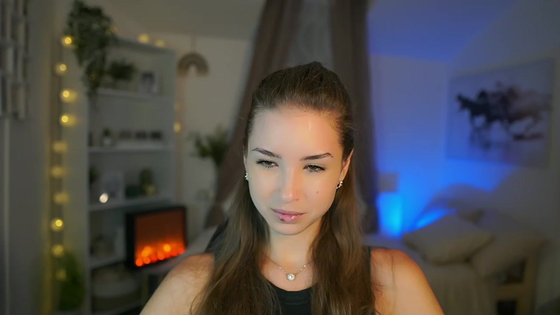 Gallery image thumbnail from Shy_jane's myfreecams stream on, 09/01/2023, 14:37 image 1 of 20