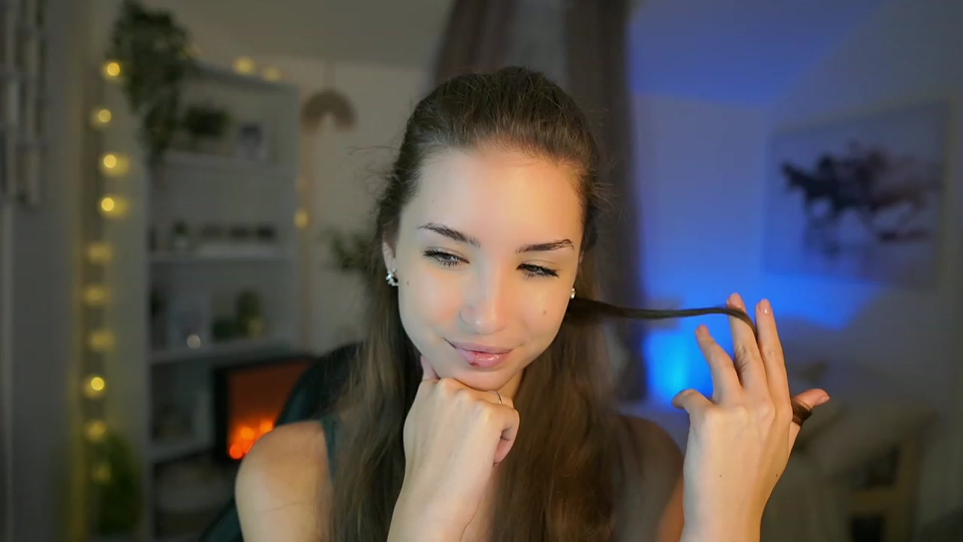 Gallery image thumbnail from Shy_jane's myfreecams stream on, 09/01/2023, 14:37 image 17 of 20
