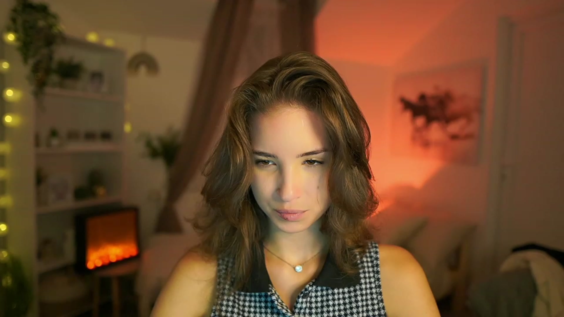 Gallery image thumbnail from Shy_jane's myfreecams stream on, 09/04/2023, 10:05 image 8 of 20