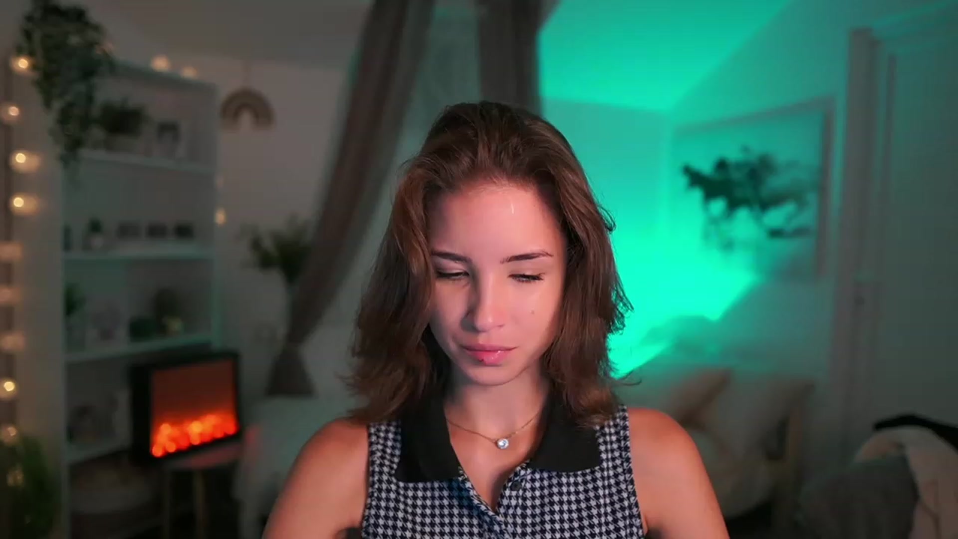 Gallery image thumbnail from Shy_jane's myfreecams stream on, 09/04/2023, 10:05 image 2 of 20