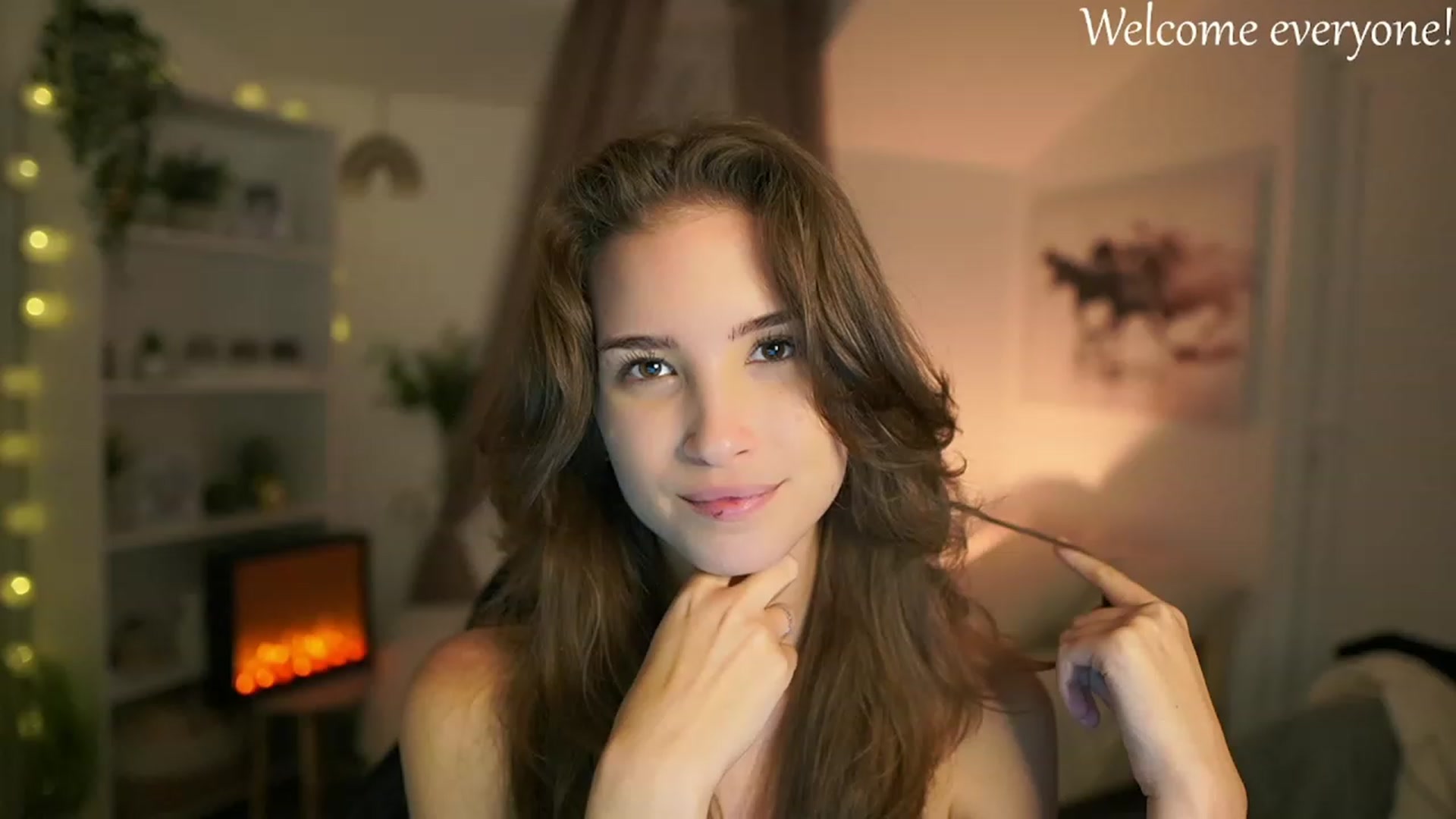 Gallery image thumbnail from Shy_jane's myfreecams stream on, 09/04/2023, 12:18 image 12 of 20