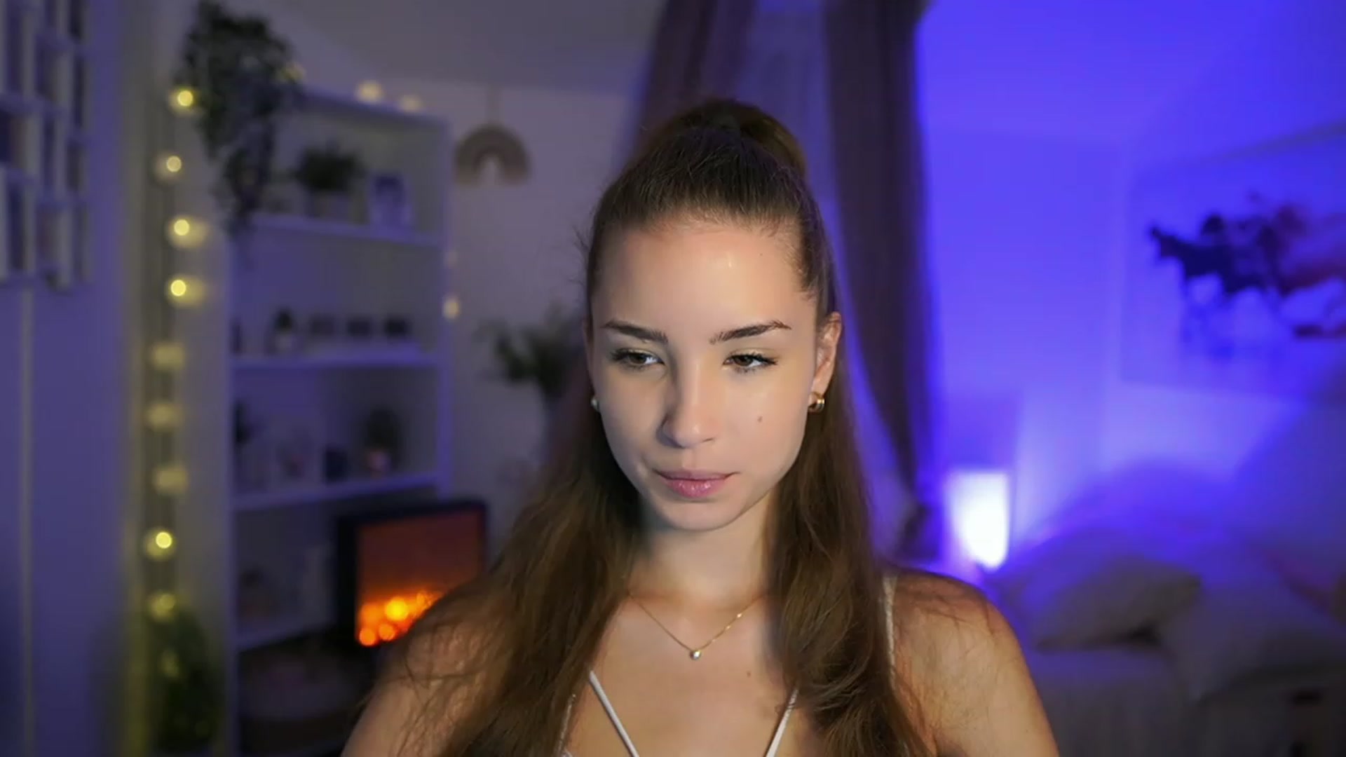 Gallery image thumbnail from Shy_jane's myfreecams stream on, 09/12/2023, 09:24 image 3 of 20