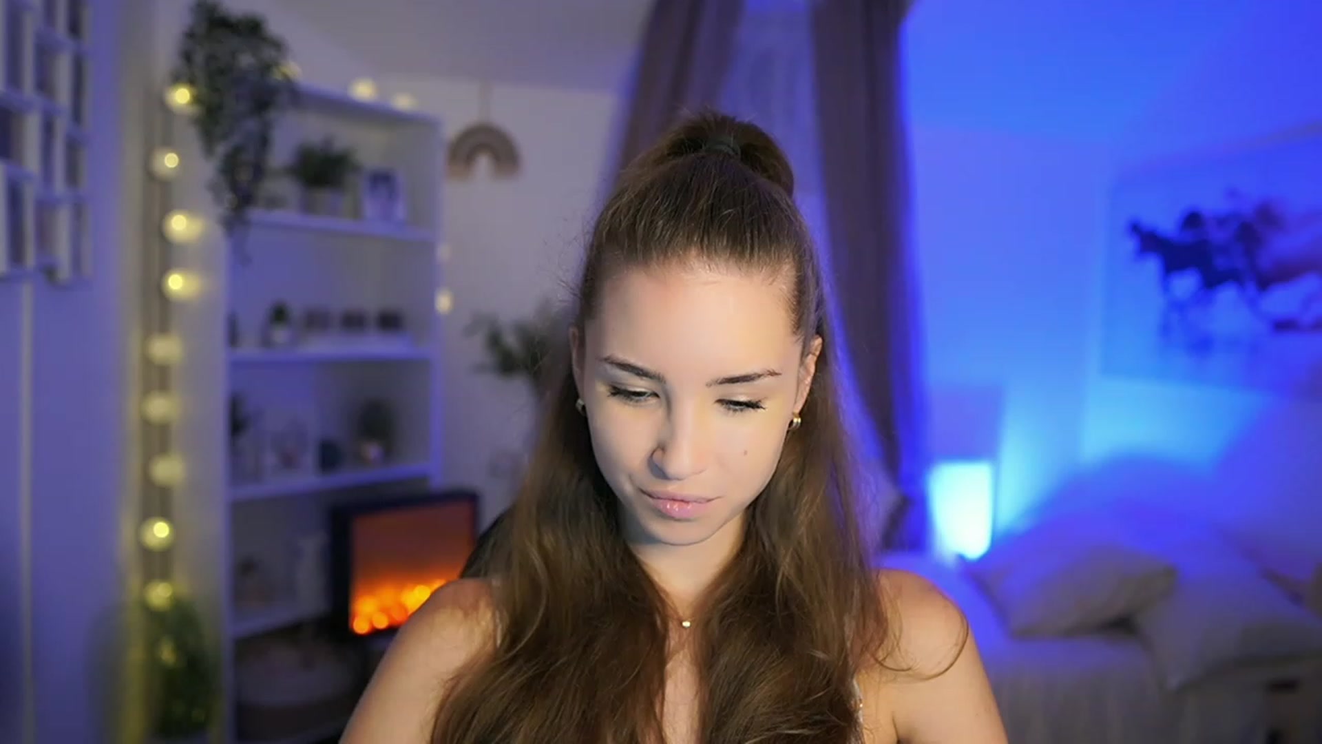 Gallery image thumbnail from Shy_jane's myfreecams stream on, 09/12/2023, 10:50 image 4 of 20