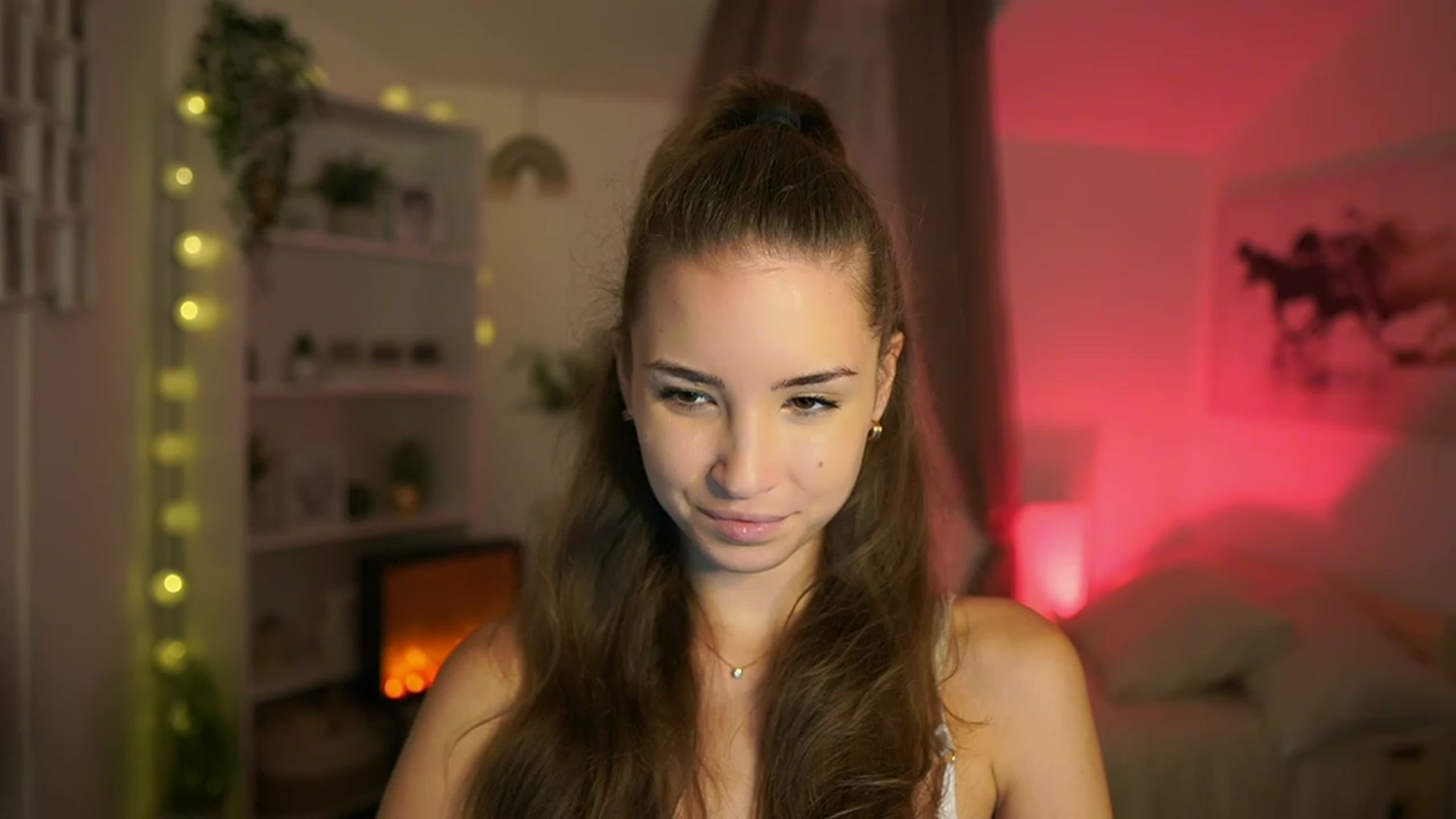 Gallery image thumbnail from Shy_jane's myfreecams stream on, 09/12/2023, 10:50 image 19 of 20