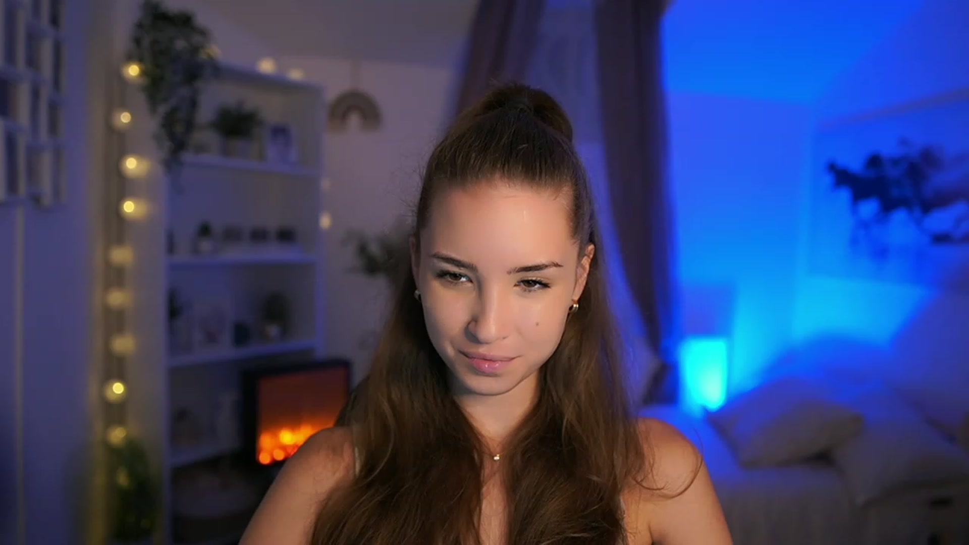 Gallery image thumbnail from Shy_jane's myfreecams stream on, 09/12/2023, 10:50 image 2 of 20