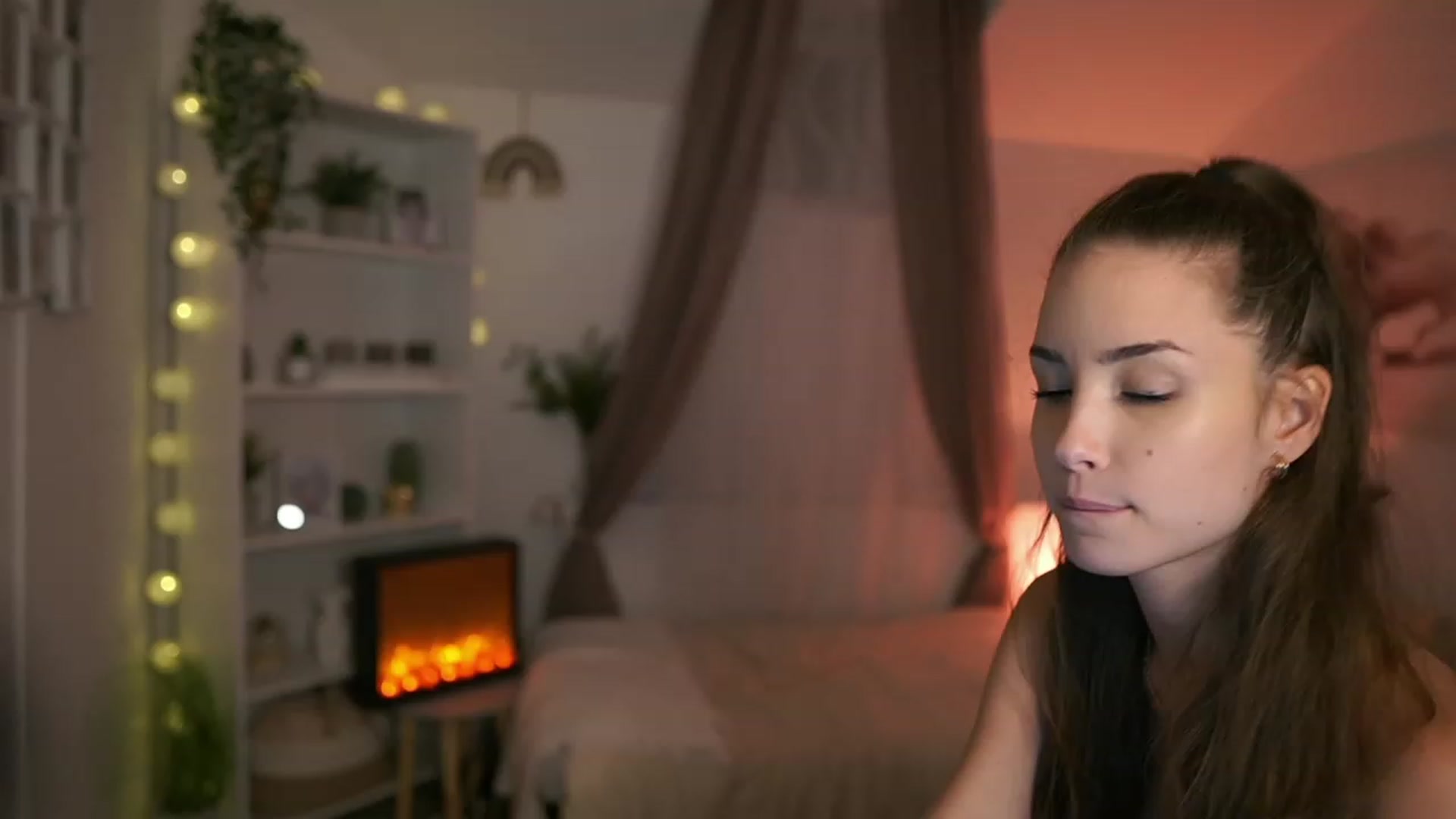 Gallery image thumbnail from Shy_jane's myfreecams stream on, 09/12/2023, 12:48 image 20 of 20