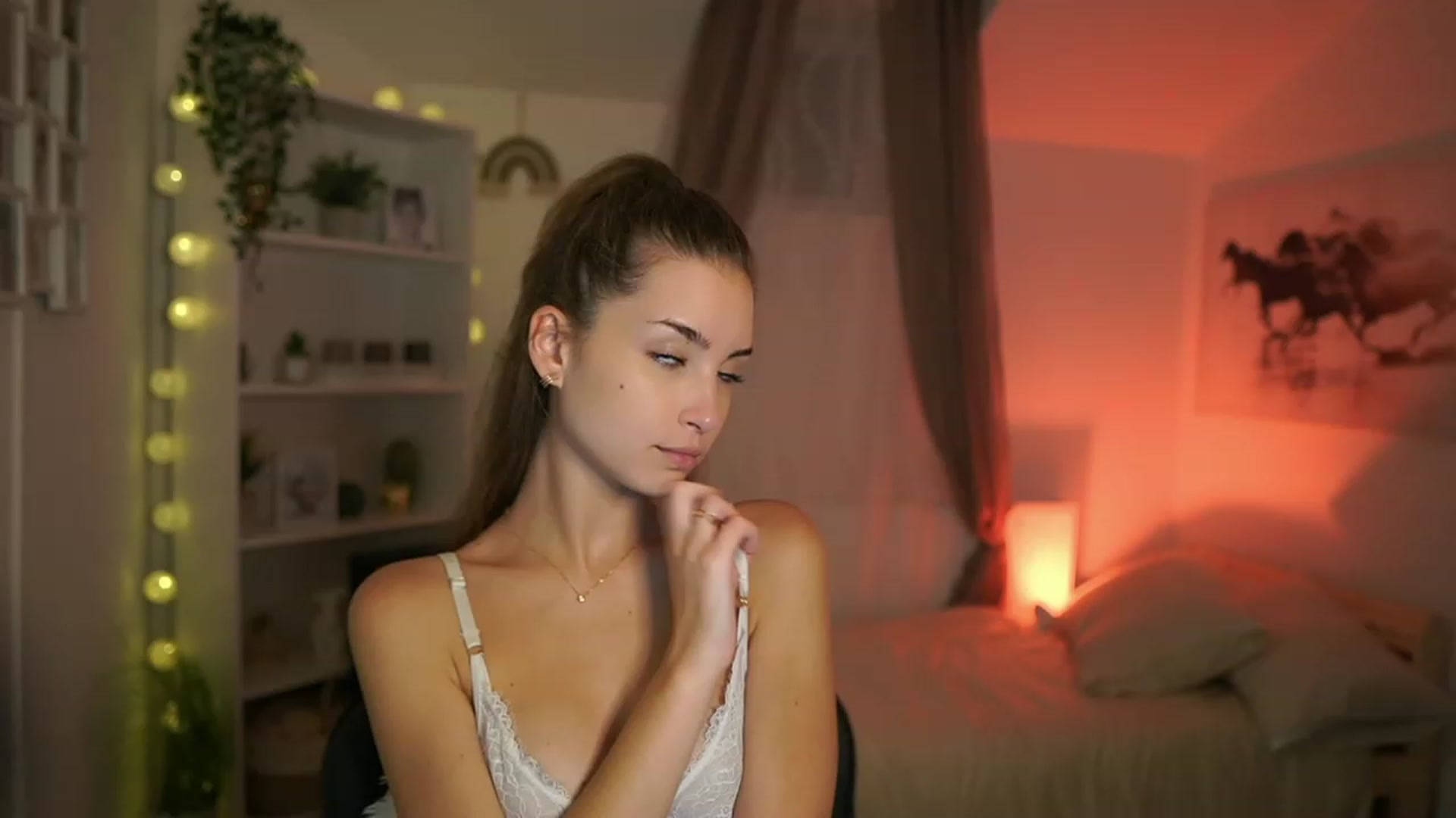Gallery image thumbnail from Shy_jane's myfreecams stream on, 09/12/2023, 13:57 image 11 of 20