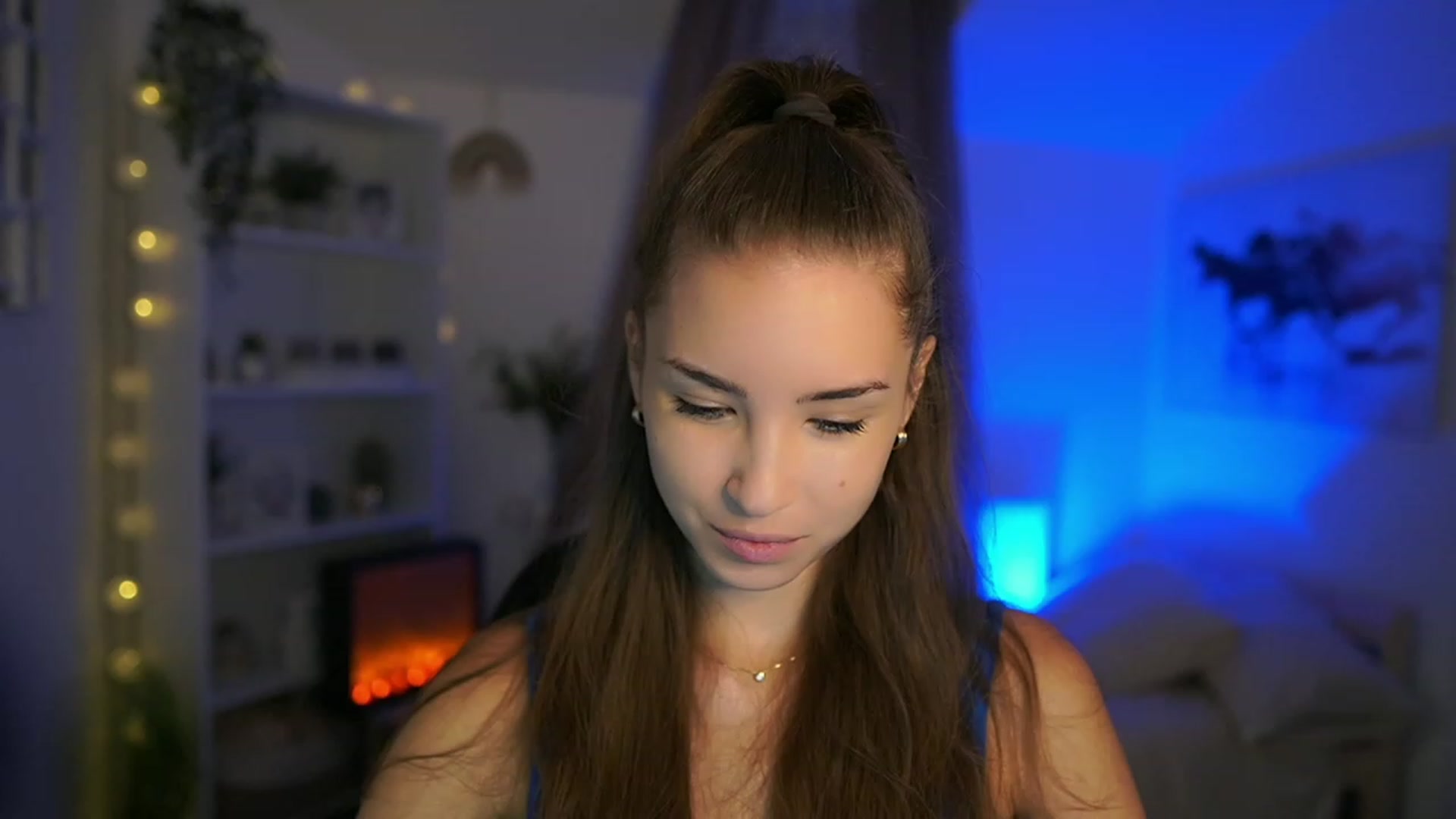 Gallery image thumbnail from Shy_jane's myfreecams stream on, 09/14/2023, 08:57 image 16 of 20
