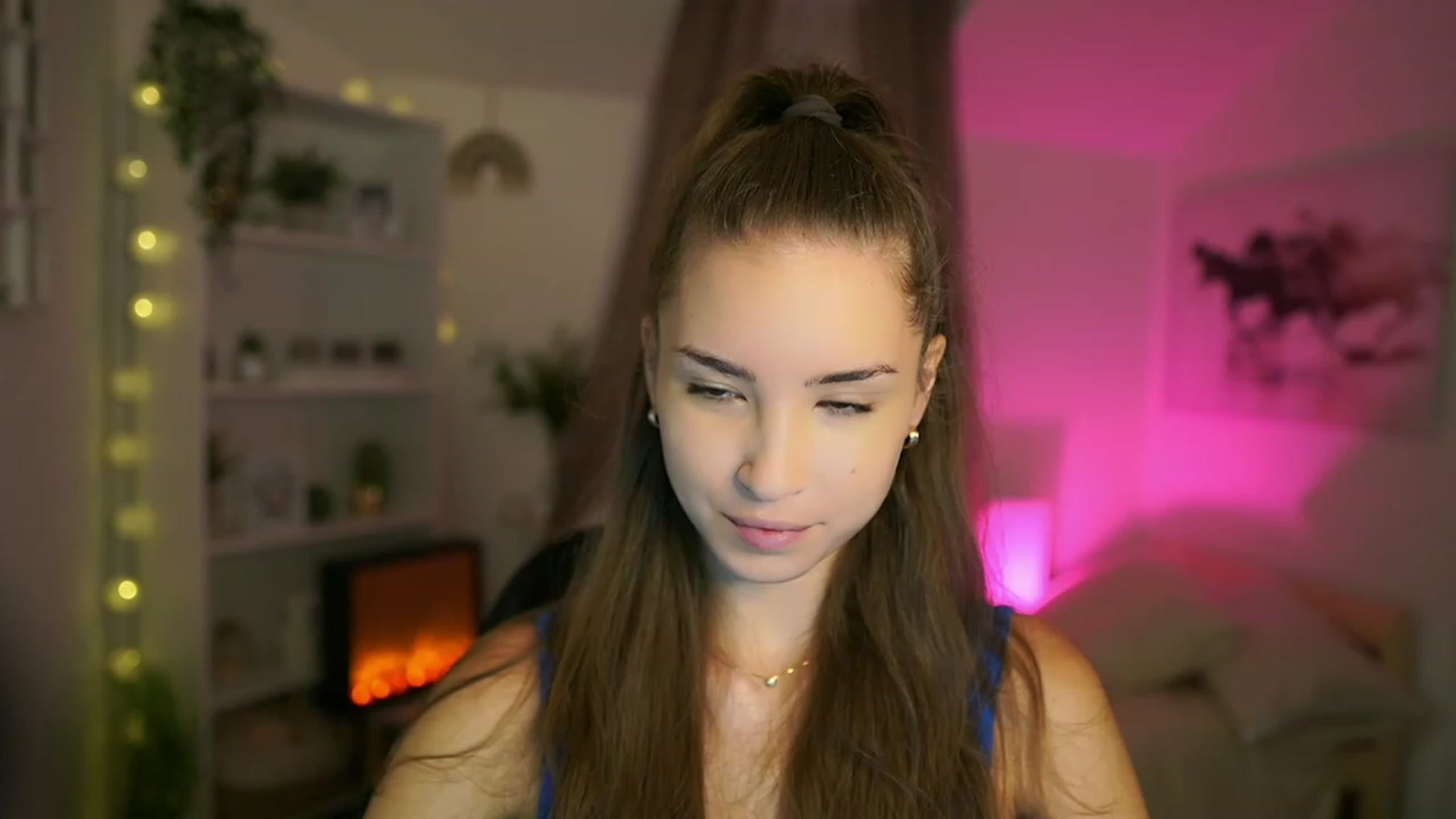 Gallery image thumbnail from Shy_jane's myfreecams stream on, 09/14/2023, 08:57 image 18 of 20